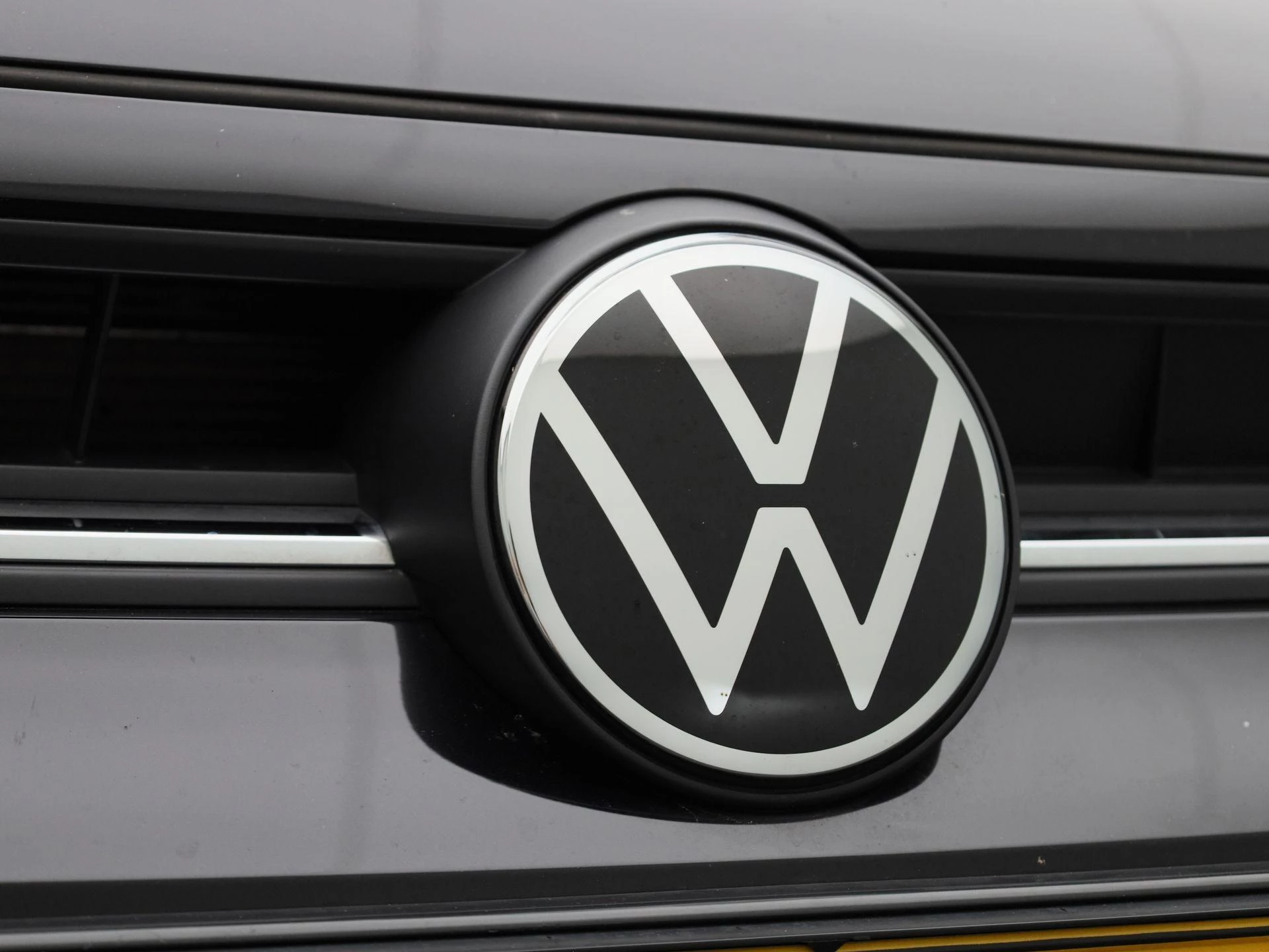 Volkswagen-Polo-image-25