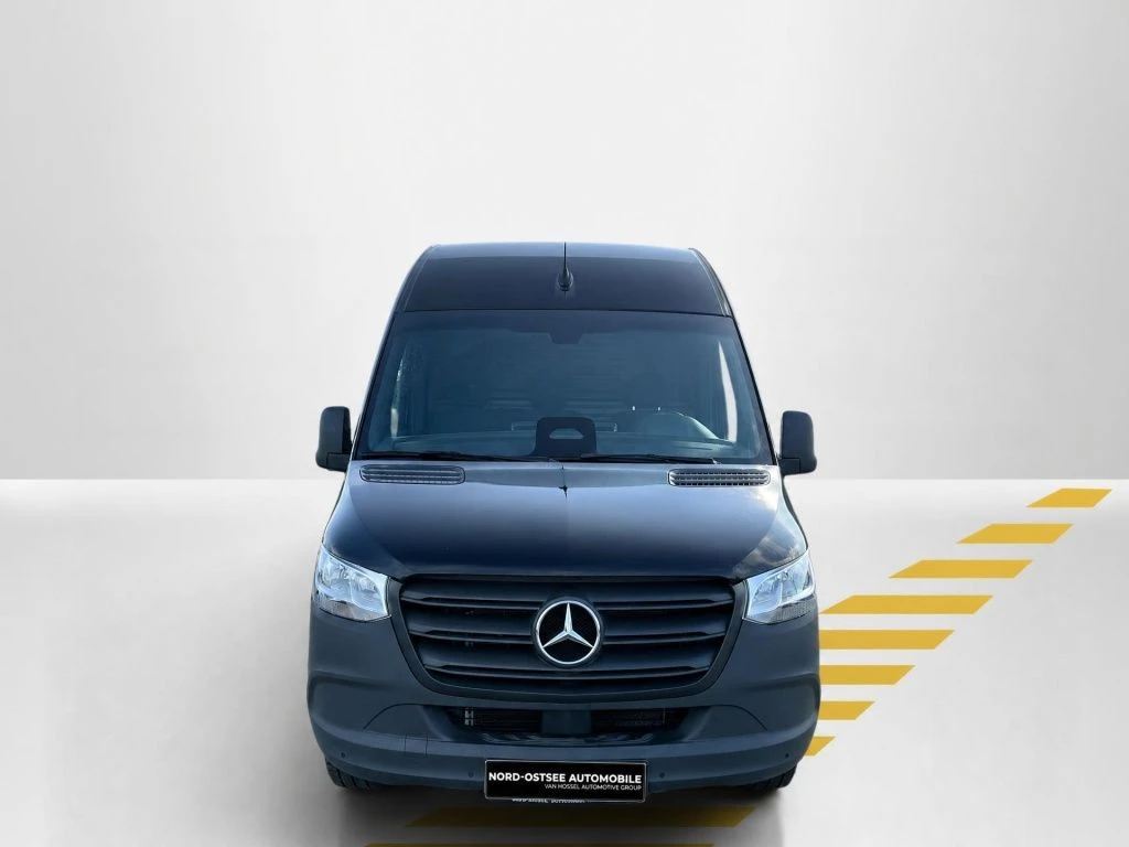 Mercedes-Benz-Sprinter 317-image-4