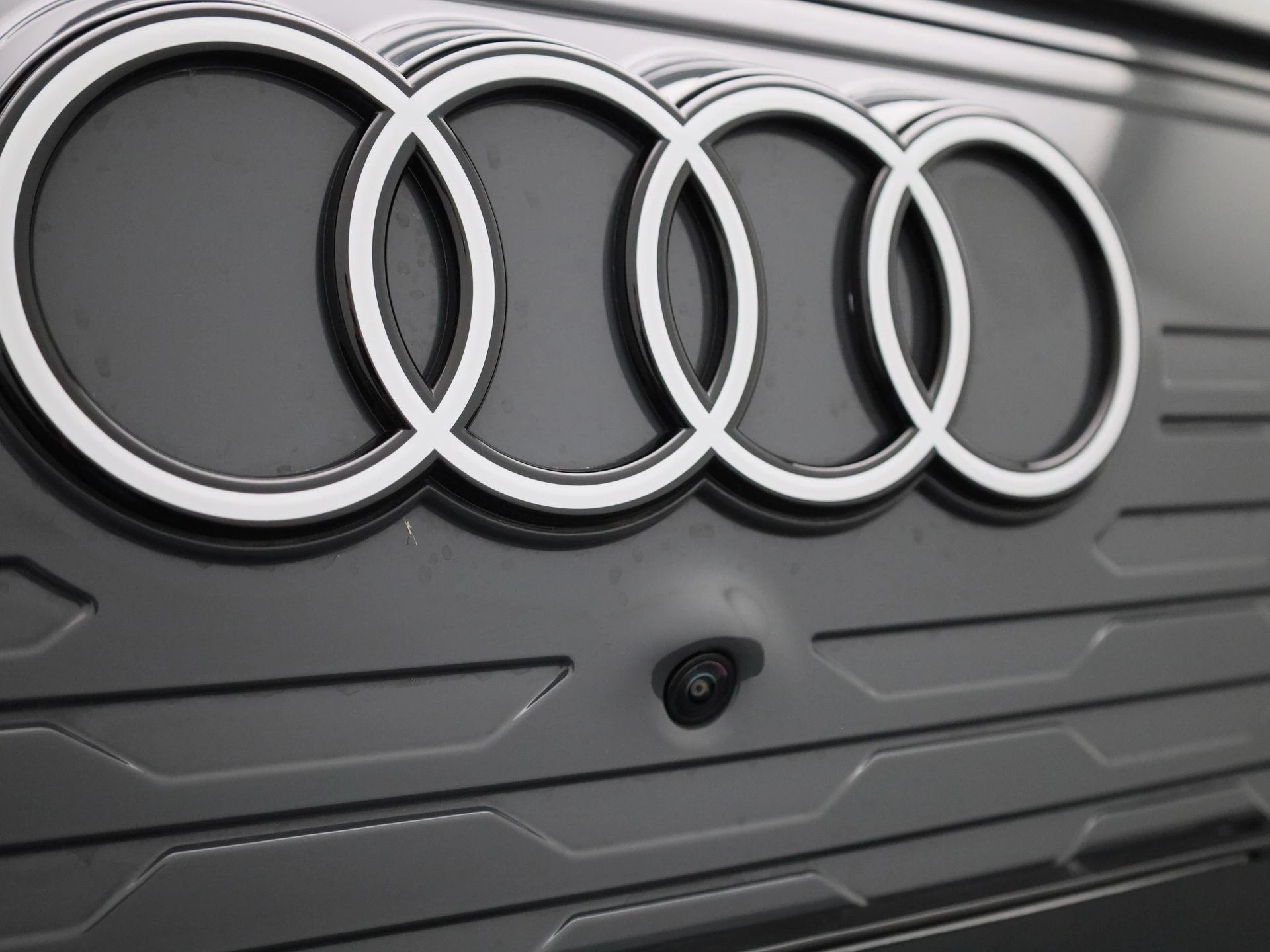 Audi Q6 e-tron edition 83 kWh