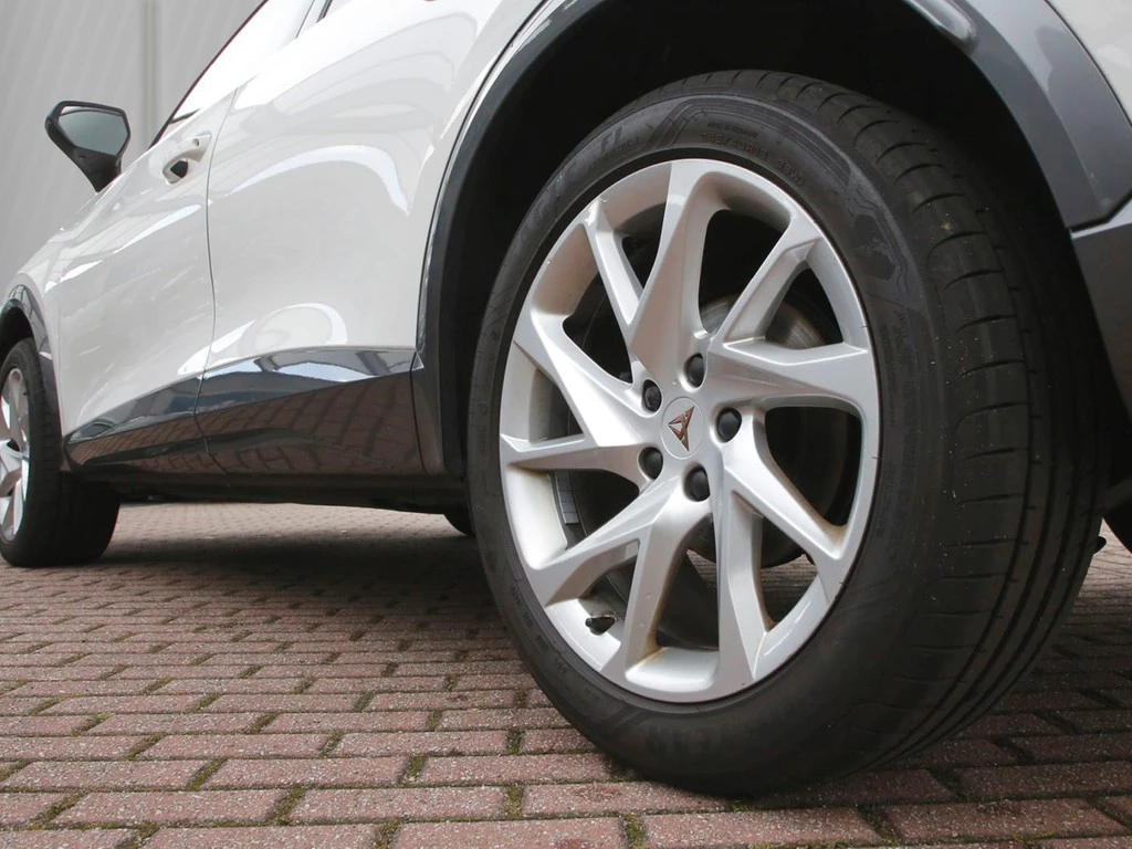 CUPRA Formentor 1.5 TSI DSG 18" el. Heckklappe LED
