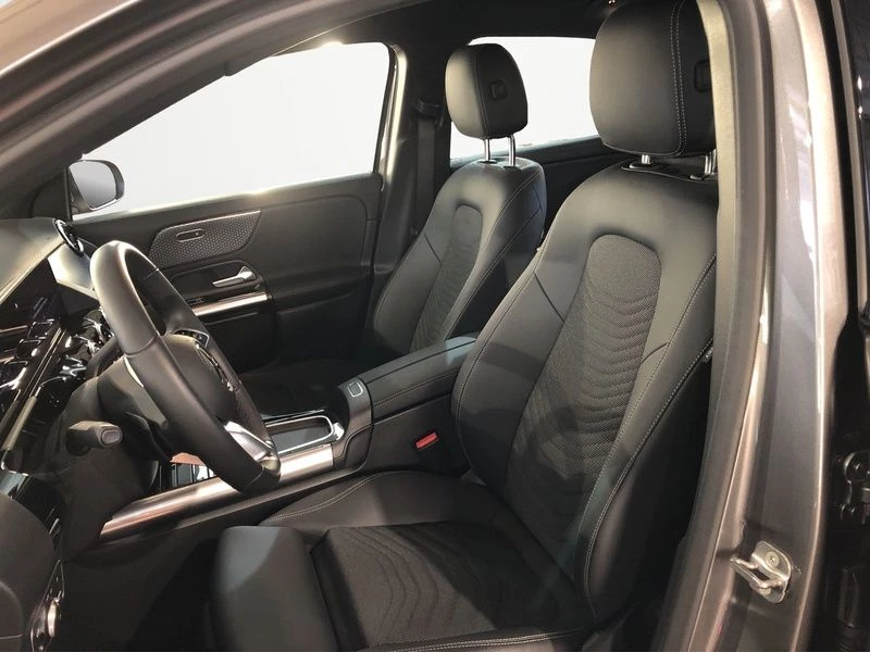 Mercedes-Benz GLA 200 d PROGRESSIVE MBUX LED SHZ KLIMA ProgressiveH247 GLA 200 d PROGRESSIVE MBUX LED SHZ KLIMA Progressive