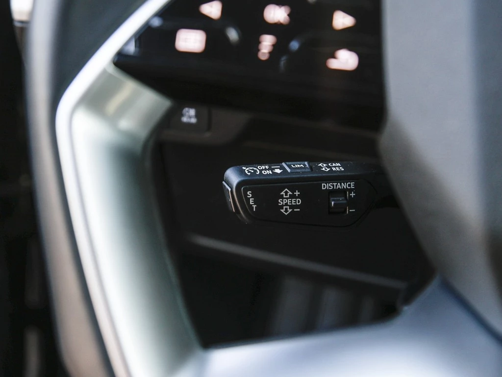 Audi Q4 Sportback e-tron 40 advanced Navi ACC Kamera