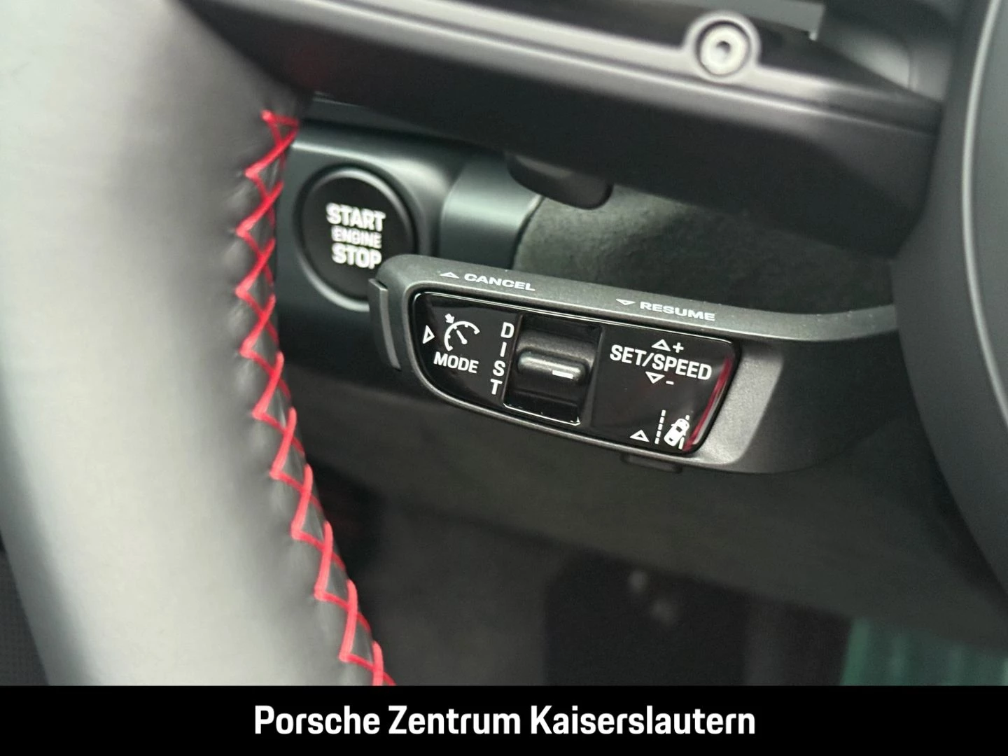 Porsche 911 992 Carrera GTS Cabriolet Liftsystem-VA BOSE carrera gts