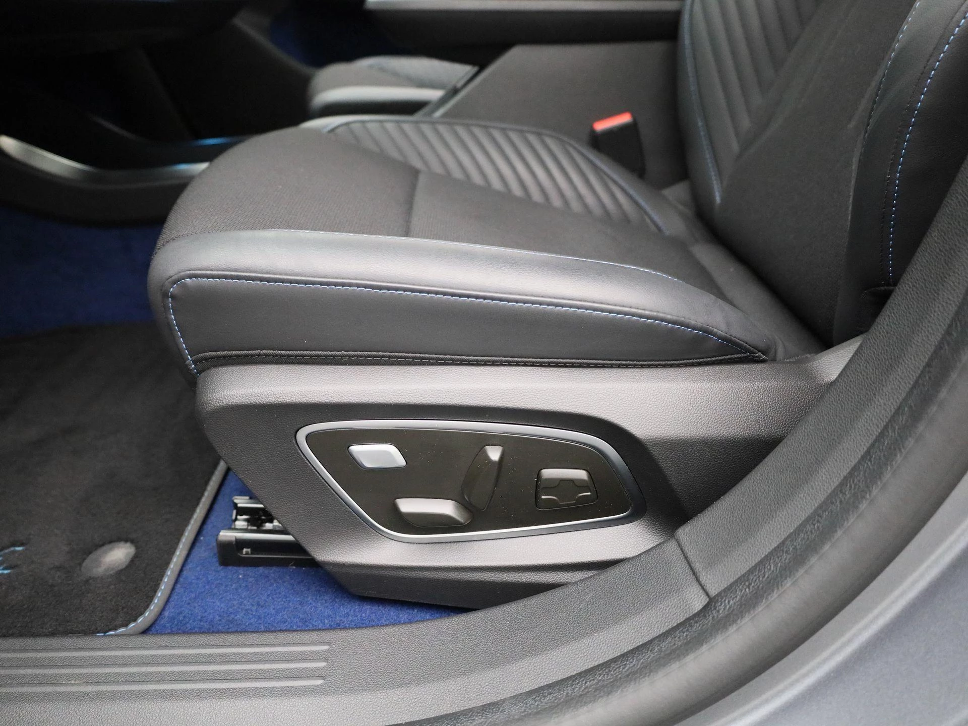 Renault-Scénic-image-32