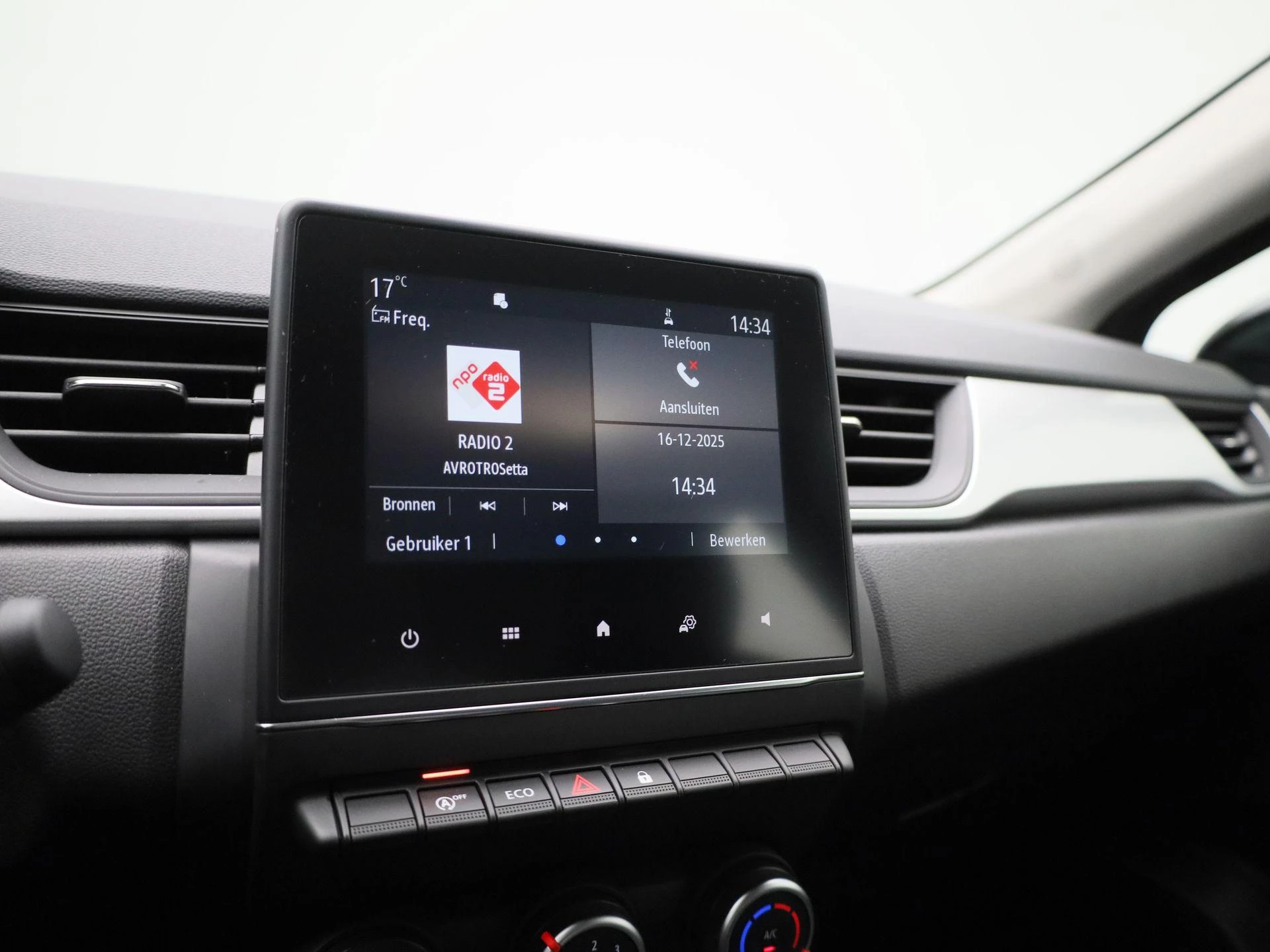 Renault-Captur-image-13