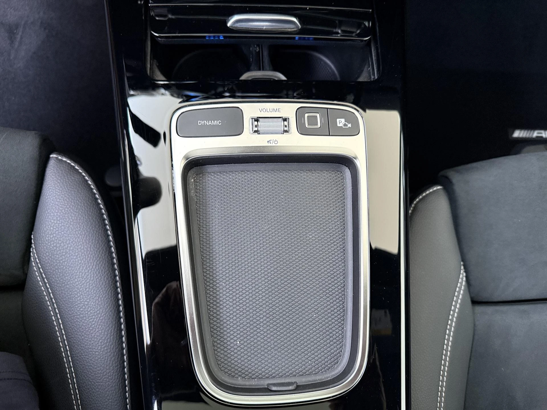 Mercedes-Benz-A-Klasse-image-20