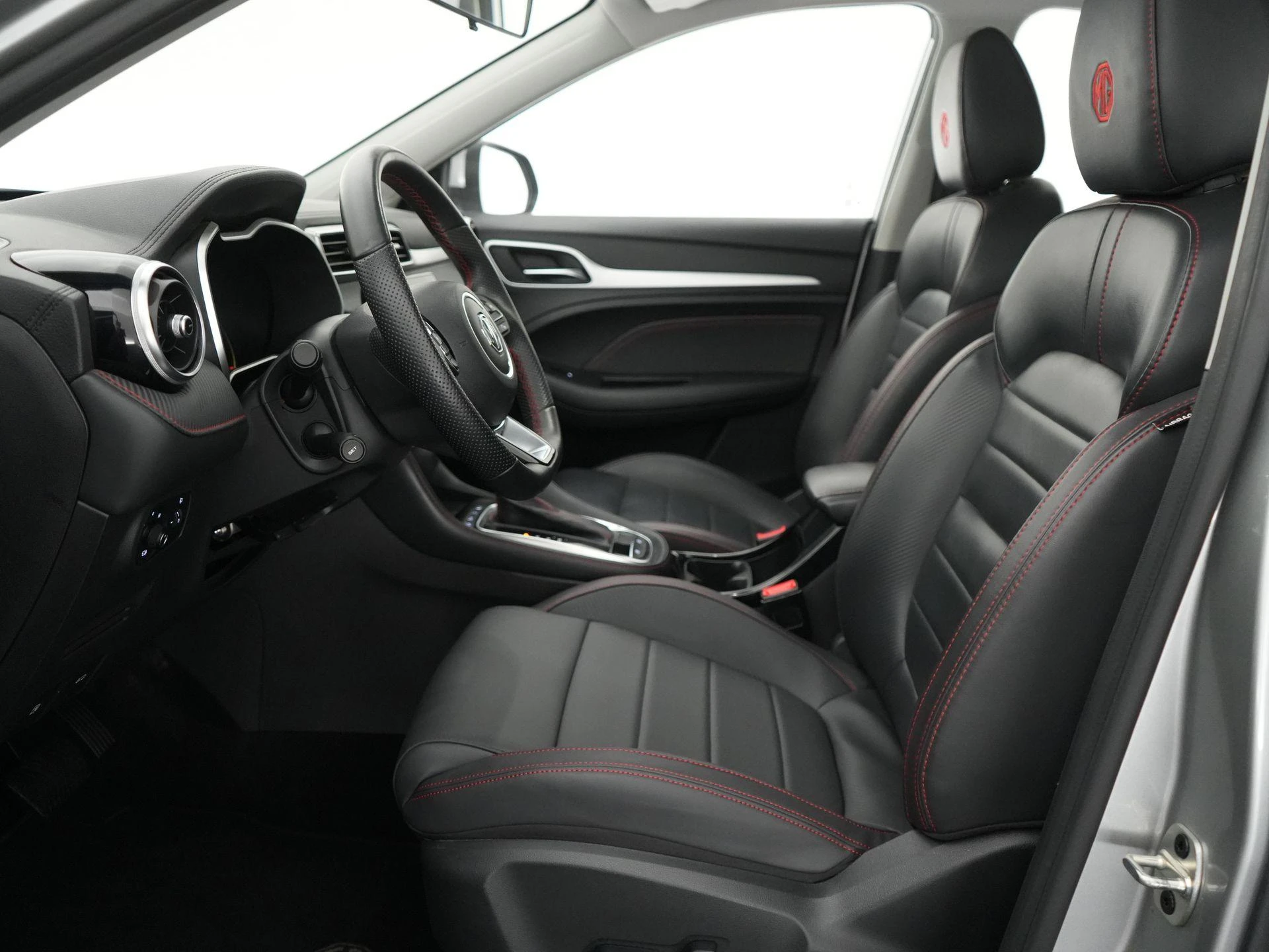 MG-ZS-image-10