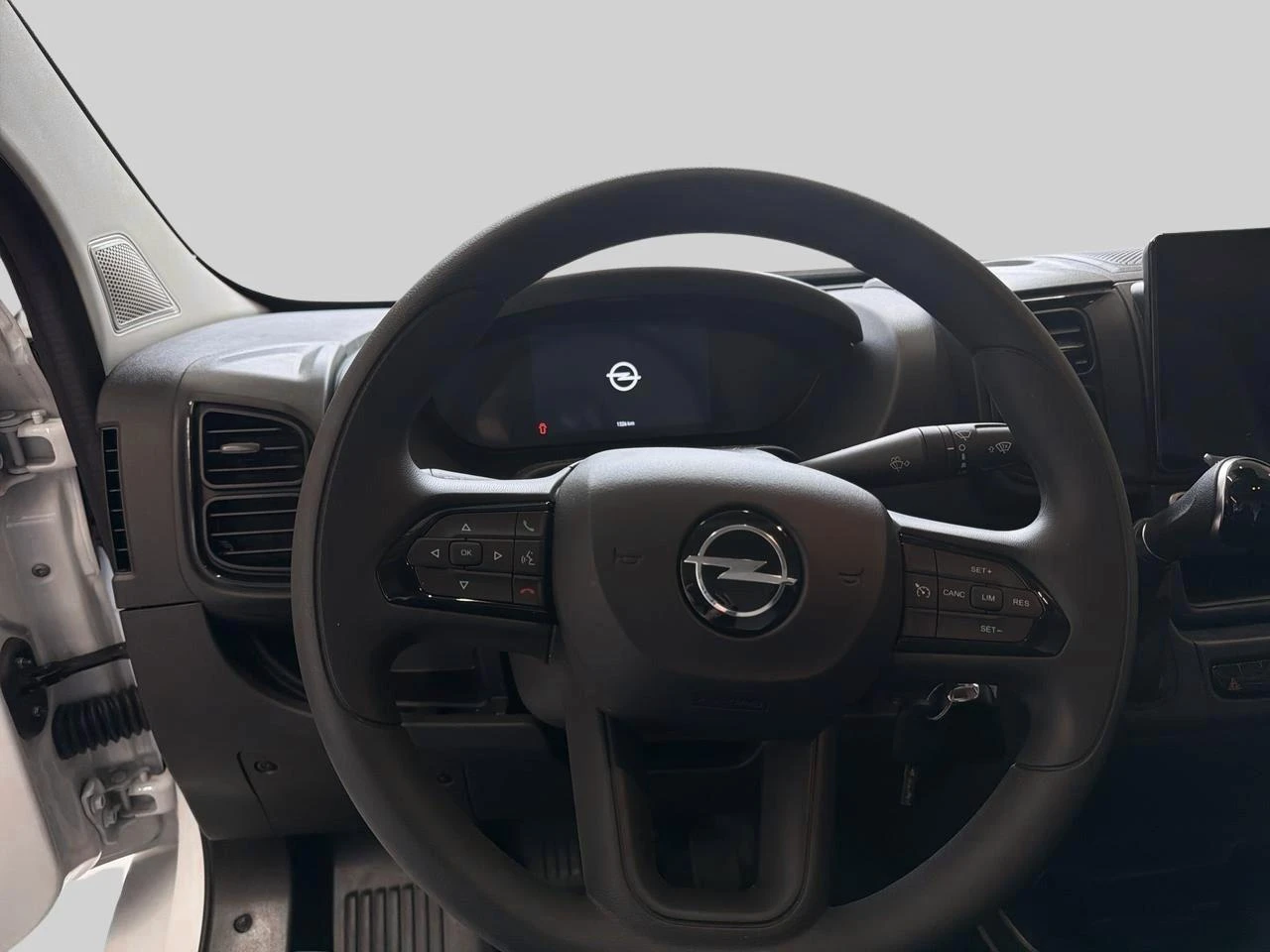 Opel-Movano-image-9