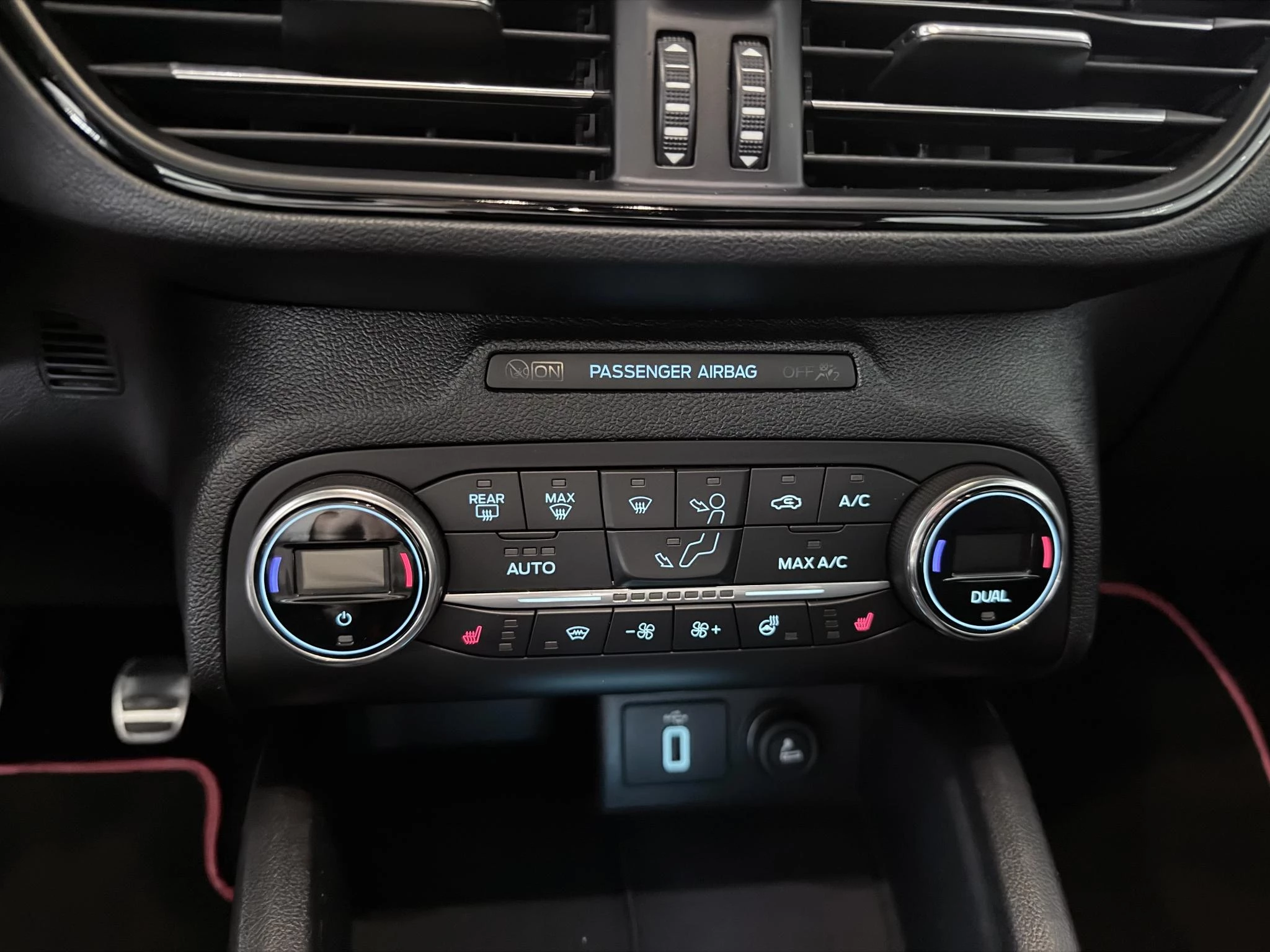 Ford-Focus-image-8