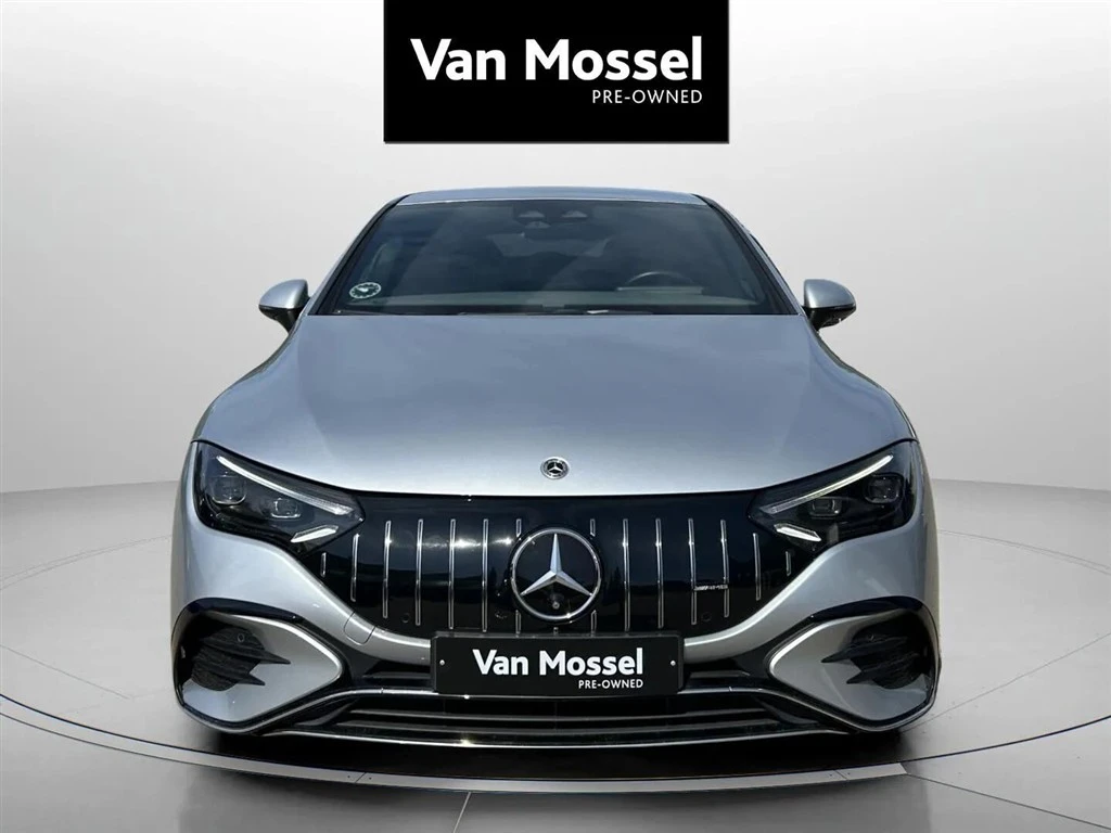 Mercedes-Benz-EQE-image-1