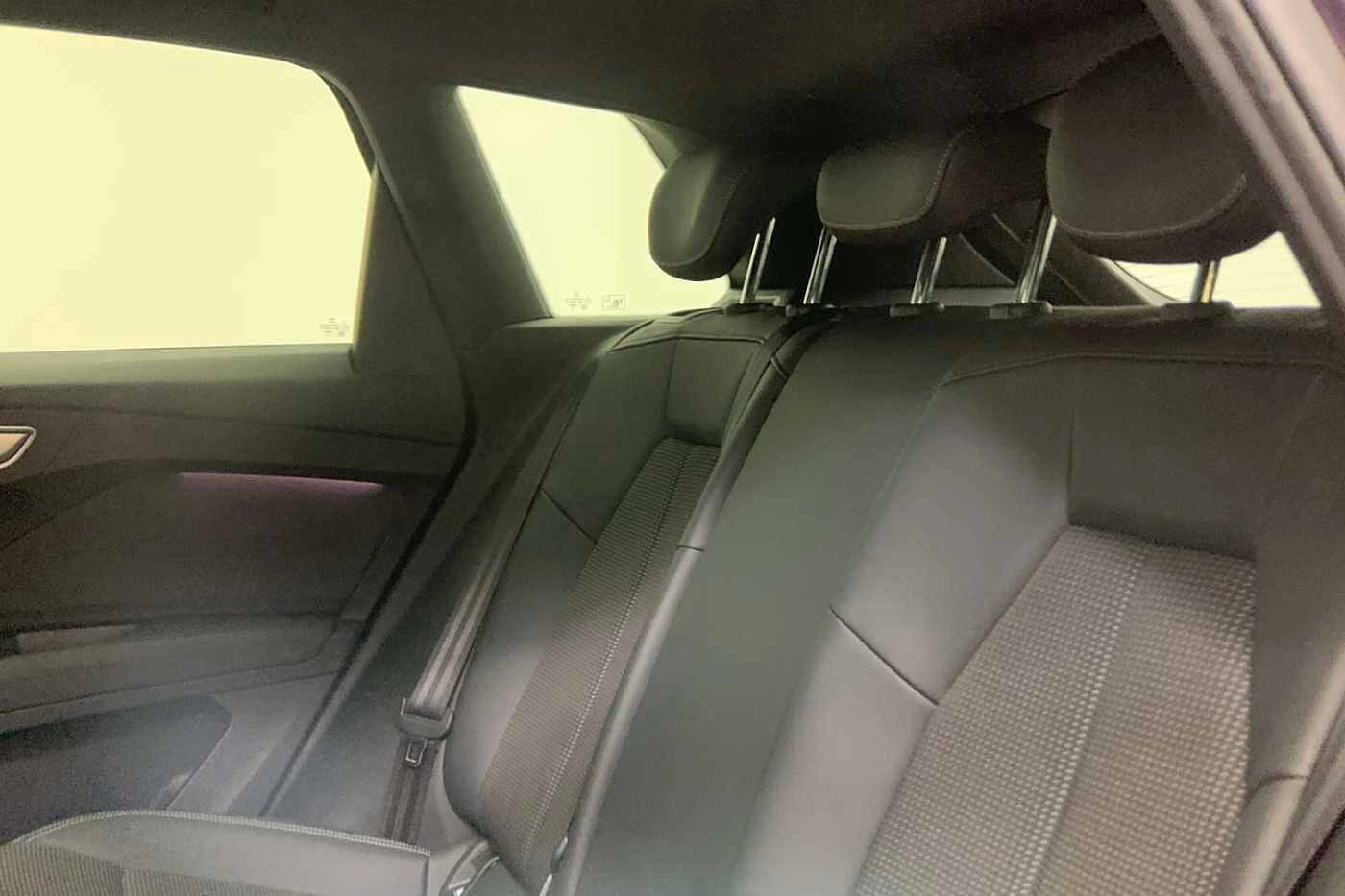Audi-Q4 e-tron-image-9