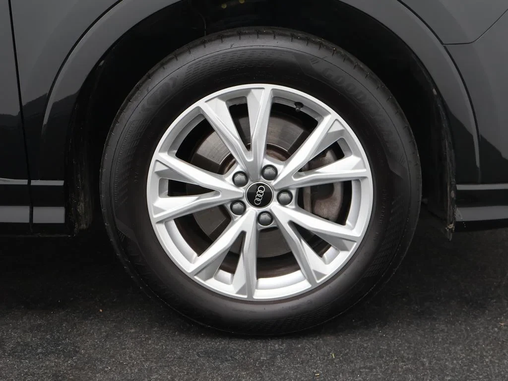 Audi-Q3-image-7