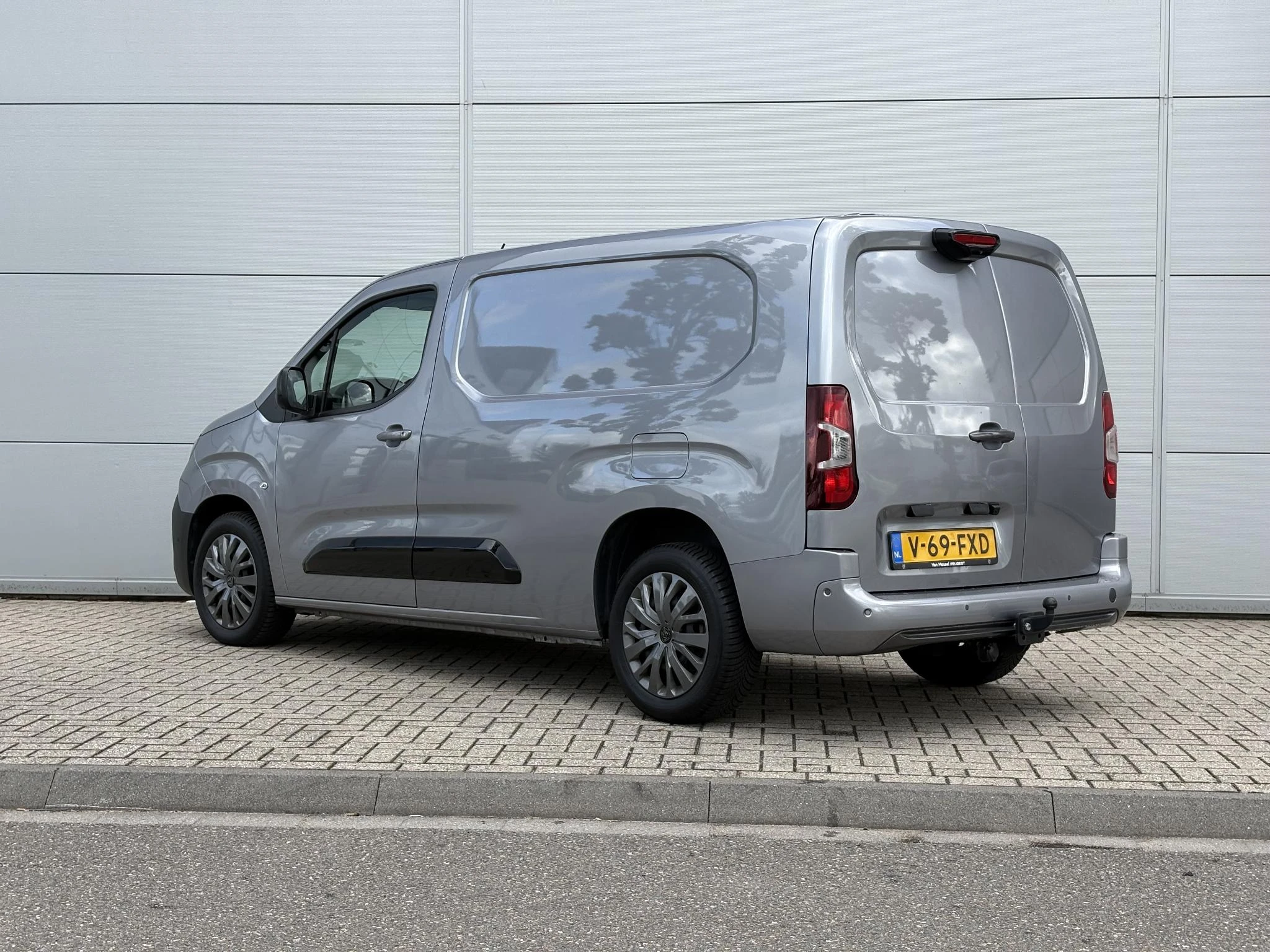 Peugeot-Partner-image-3