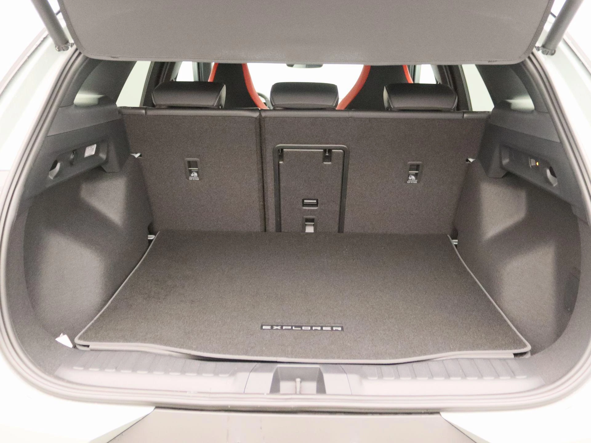 Ford-Explorer-image-13