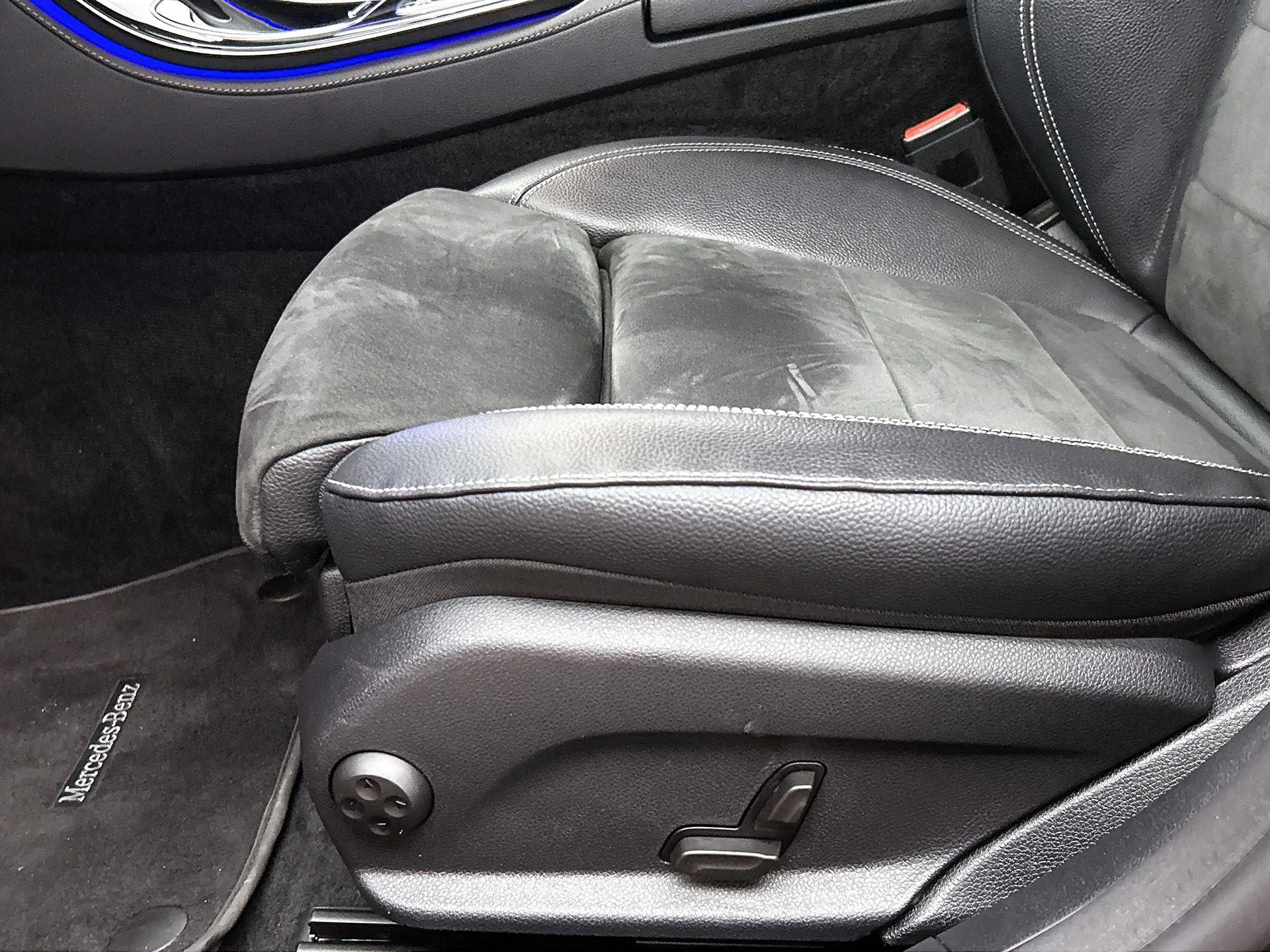 Mercedes-Benz-E-Klasse-image-22