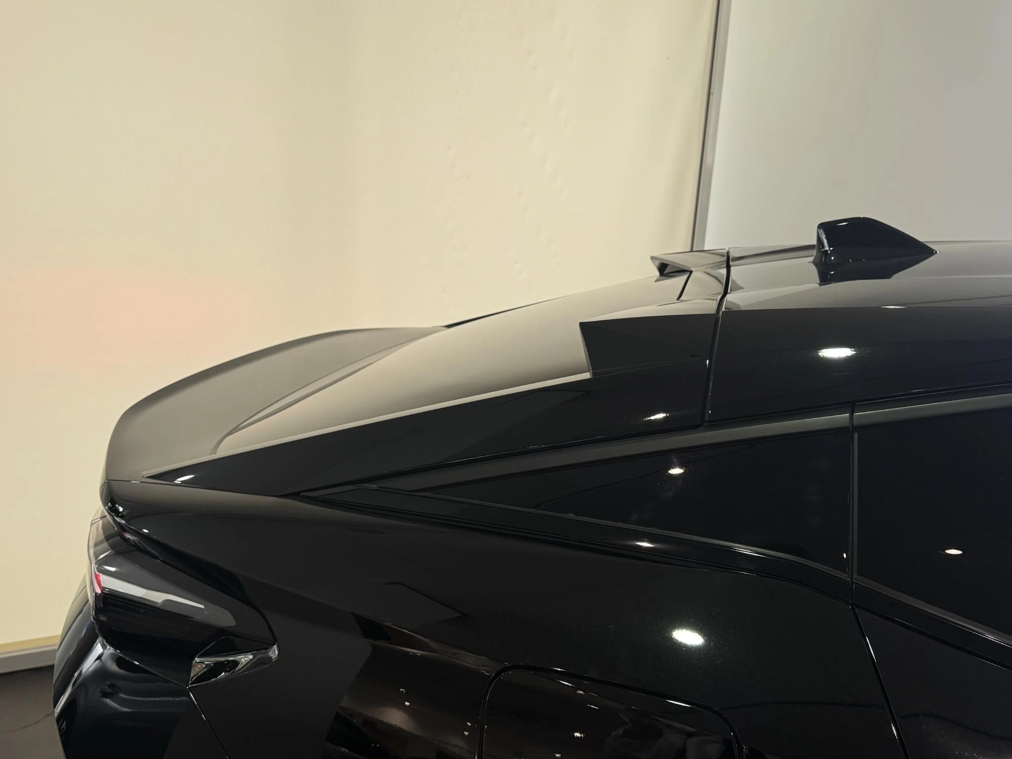 Peugeot 408 1.2 Hybrid 145 e-DCS6 Allure