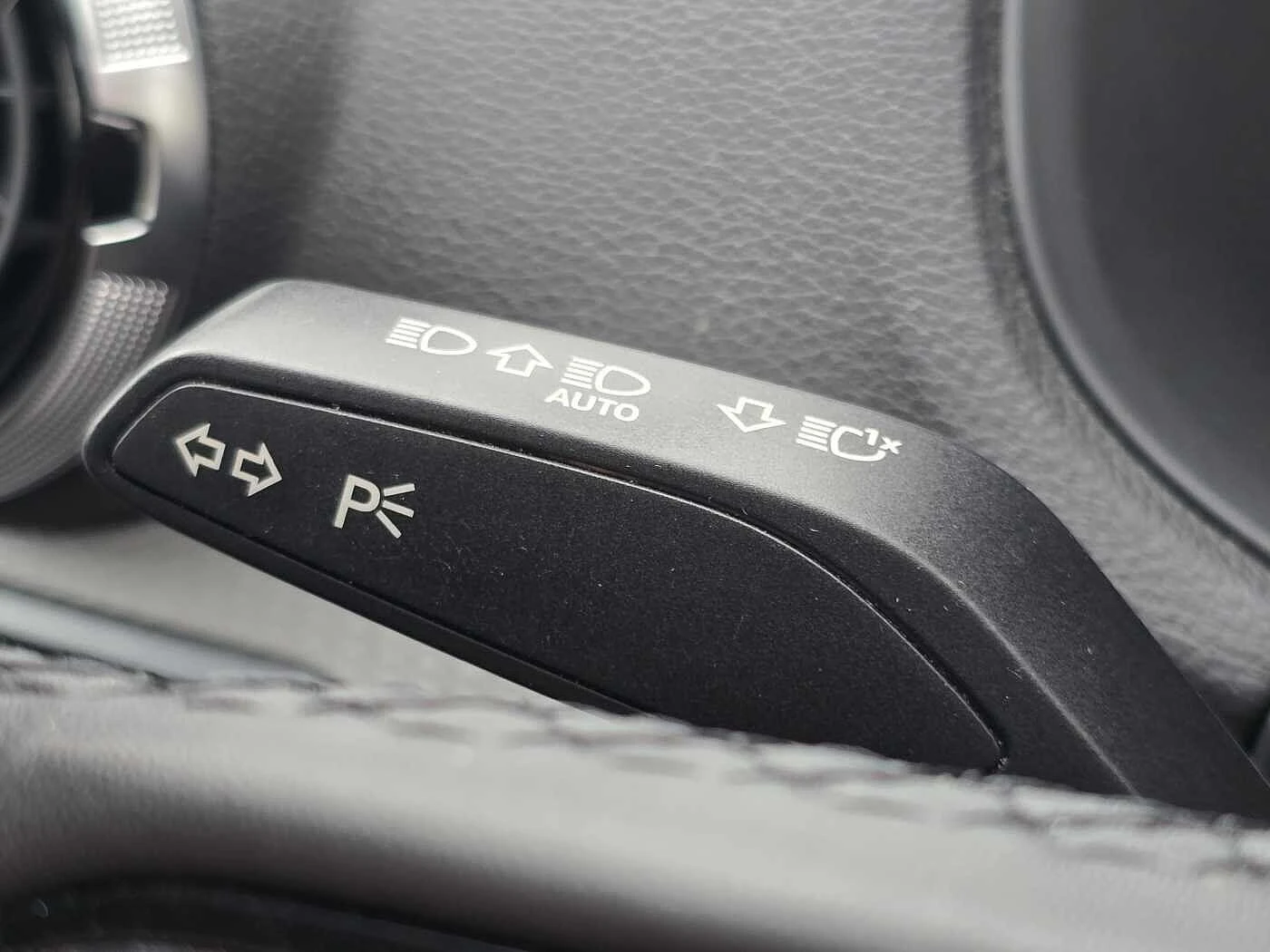 Audi-Q2-image-33