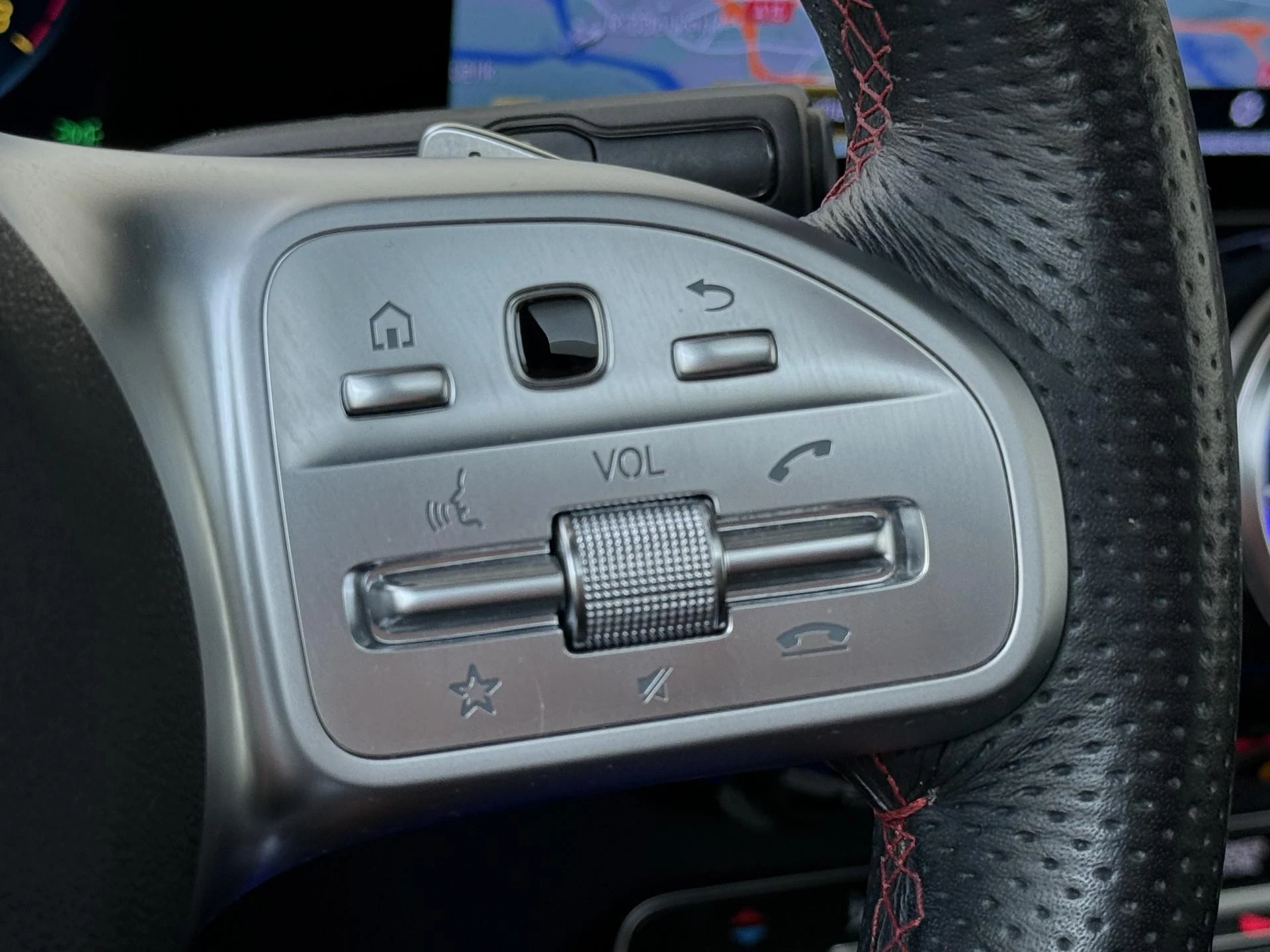 Mercedes-Benz GLB 180 Business Solution AMG