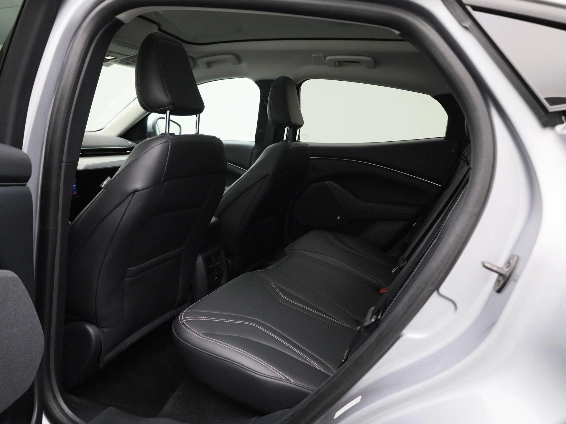 Ford Mustang Mach-E RWD 75 kWh