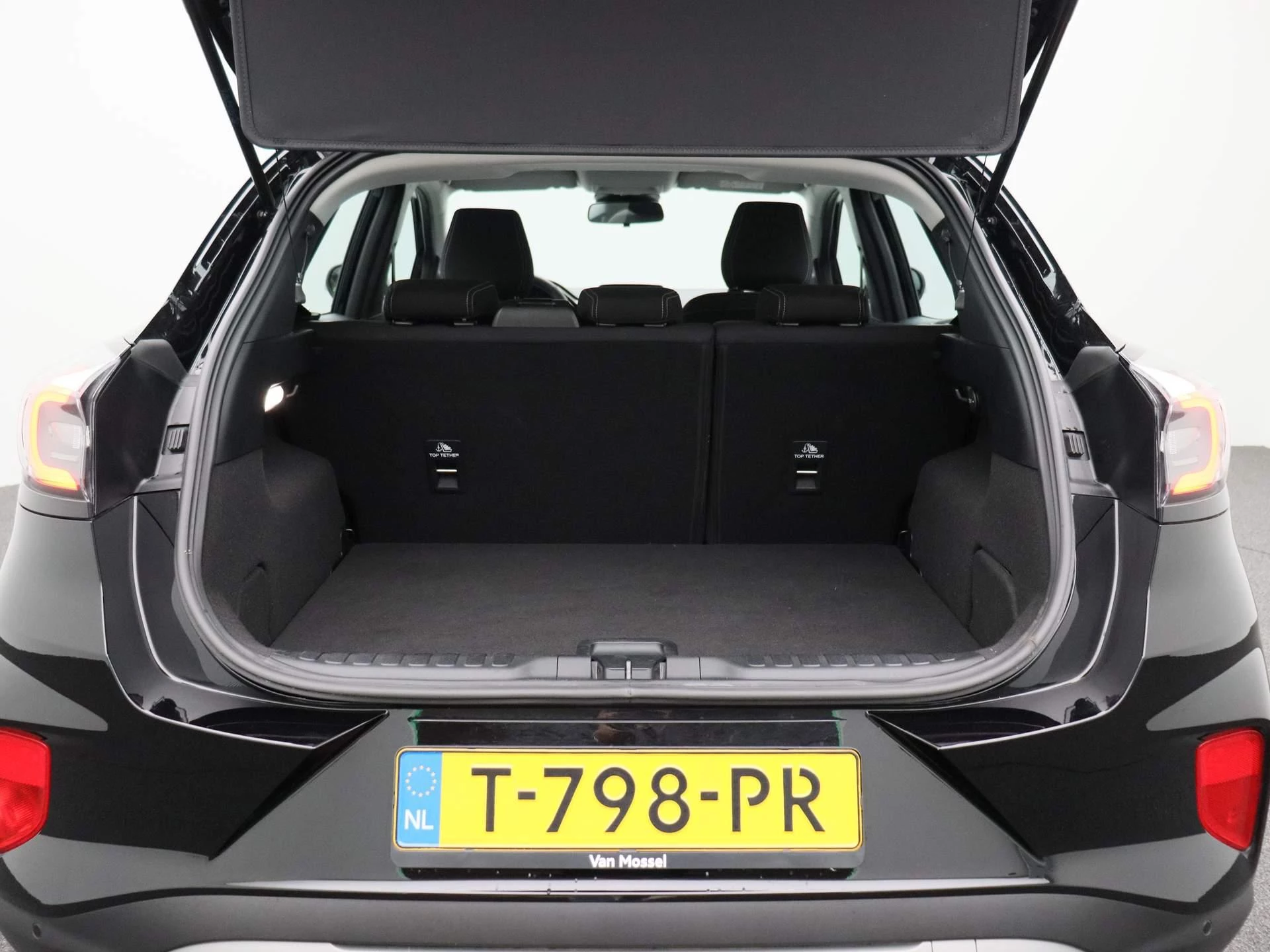 Ford-Puma-image-12