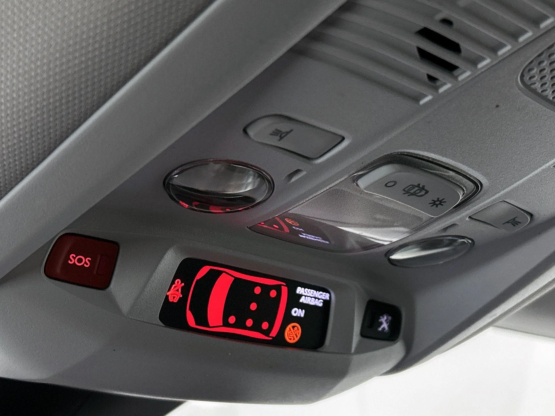 Peugeot-5008-image-10