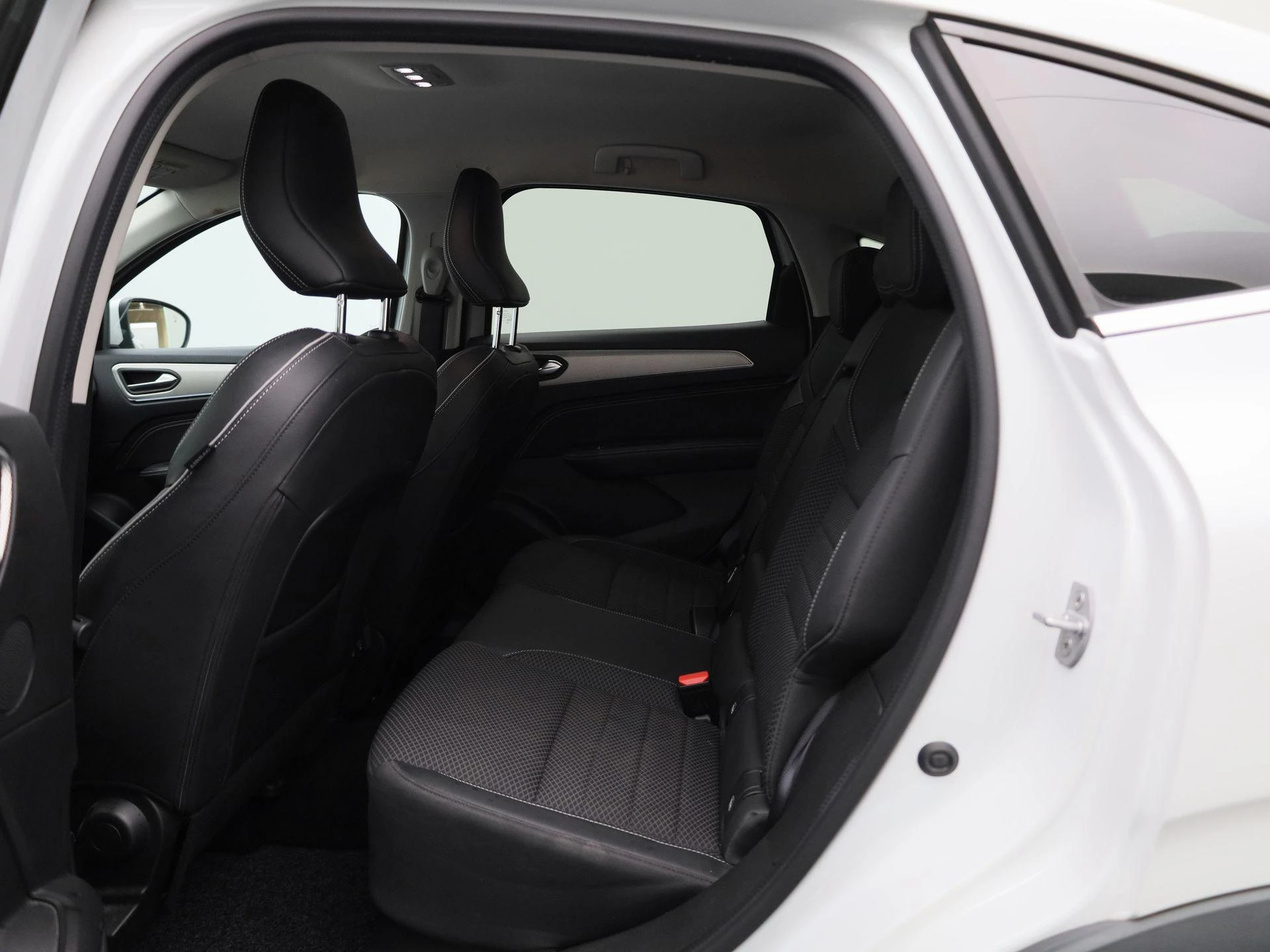 Renault-Arkana-image-9