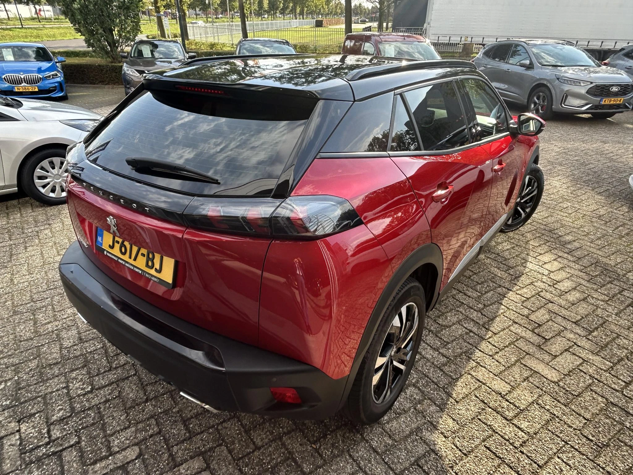 Peugeot-2008-image-4
