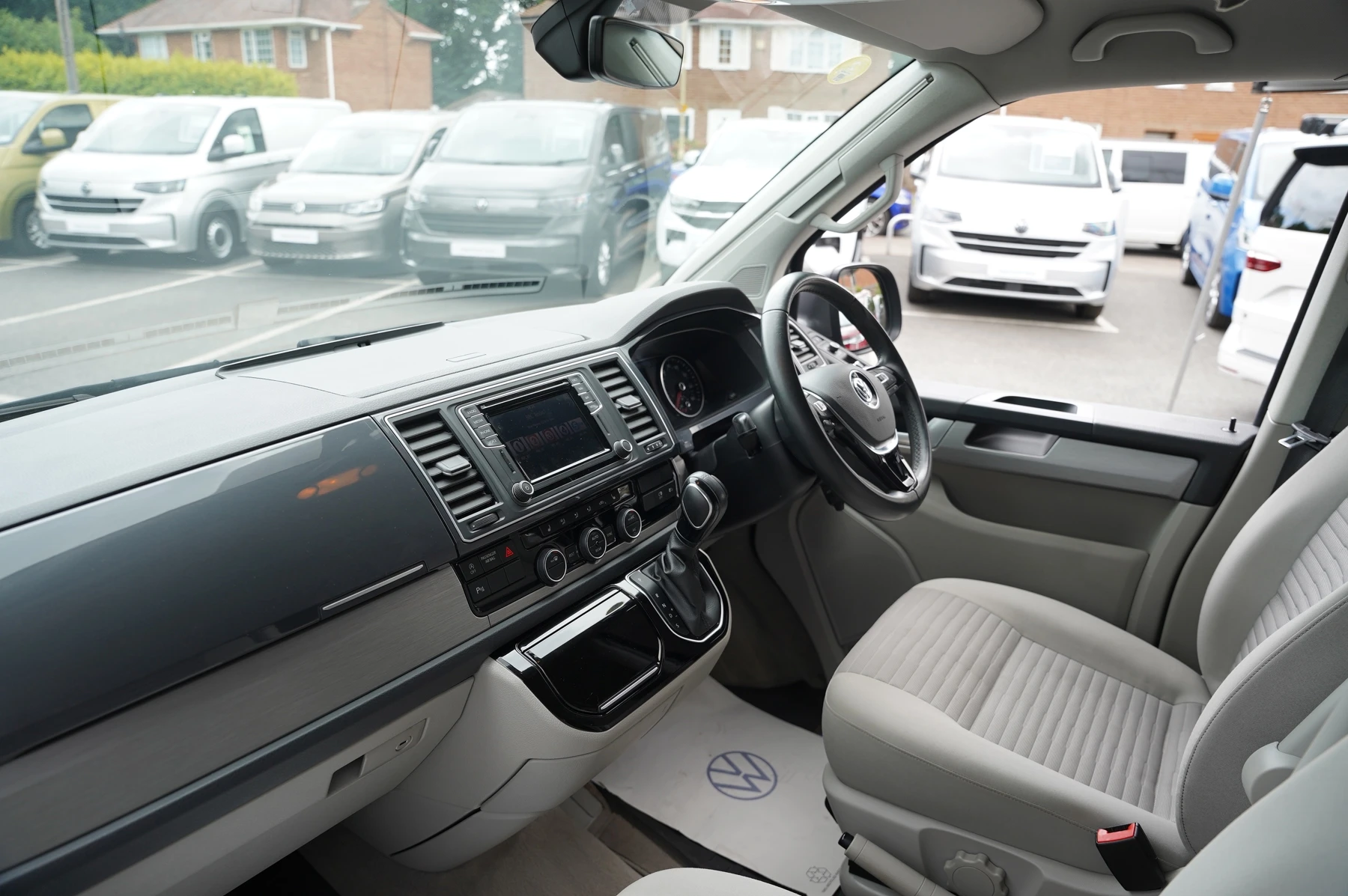 Volkswagen-California-image-1