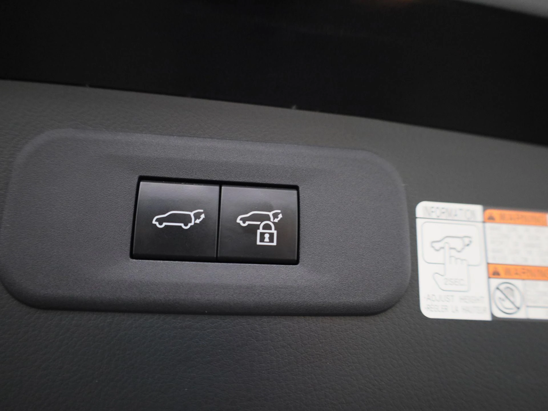 Lexus-NX-image-11