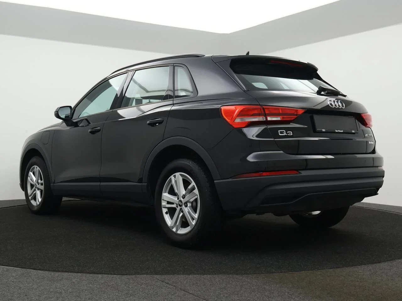Audi-Q3-image-7
