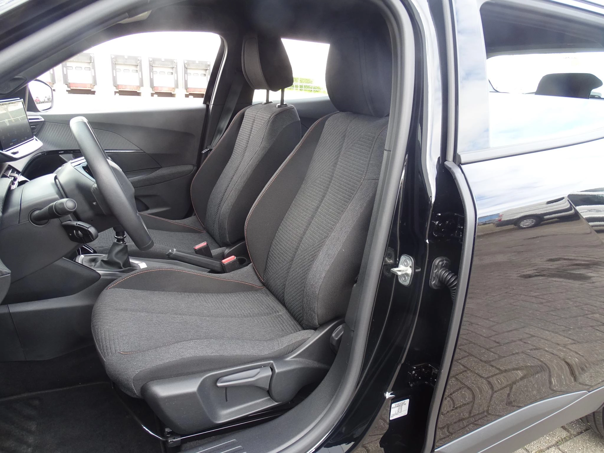 Peugeot 2008 1.2T Style