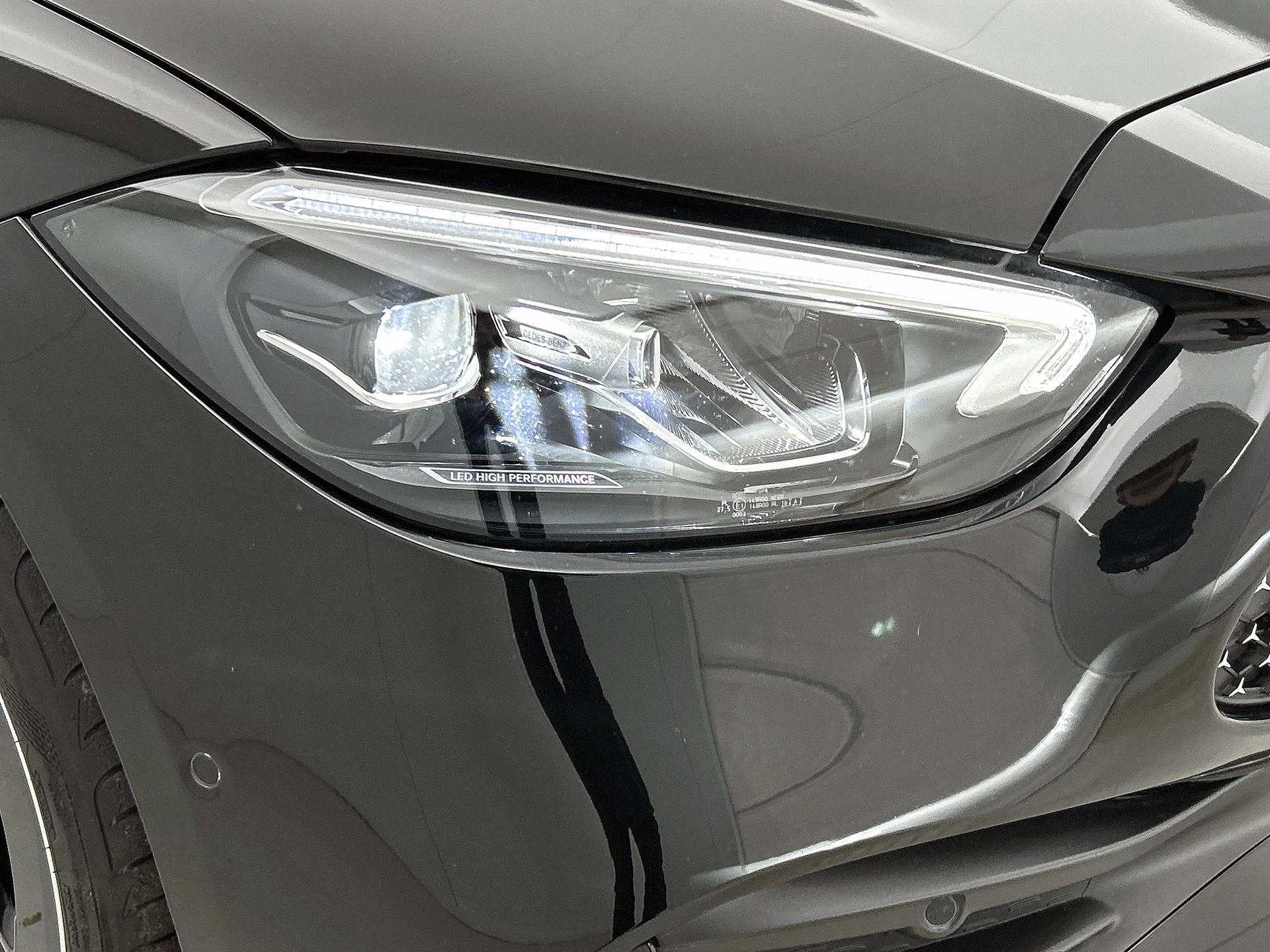Mercedes-Benz-C-Klasse-image-57