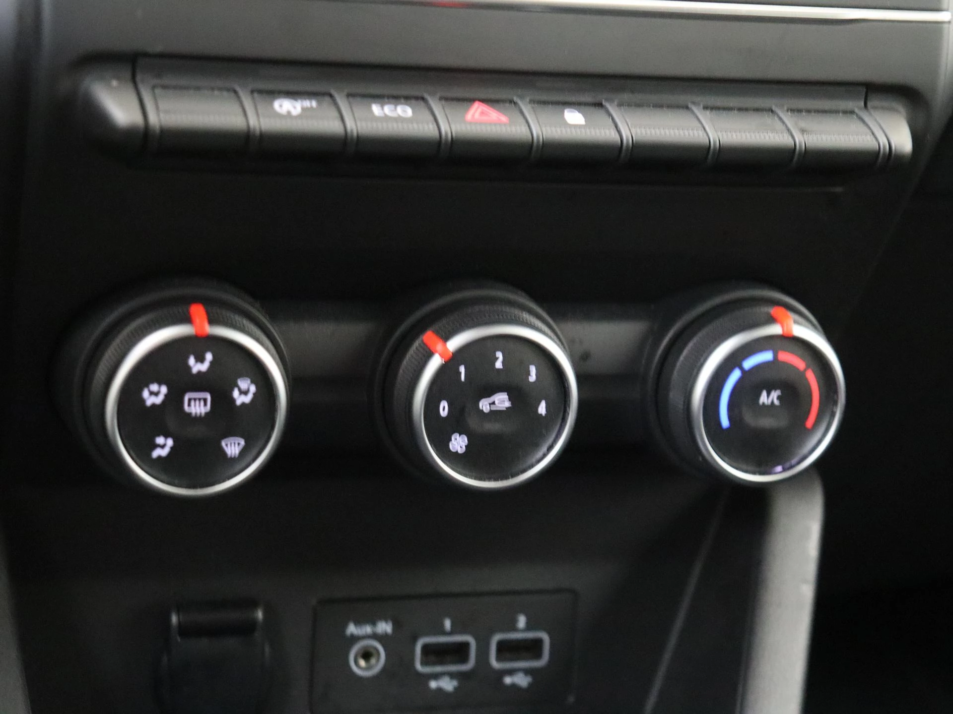 Renault-Clio-image-20
