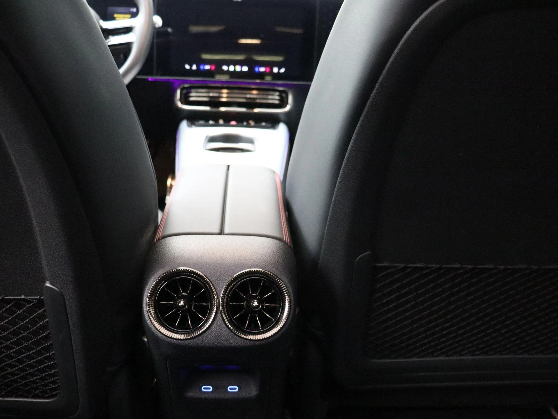 Mercedes-Benz-CLA-image-21