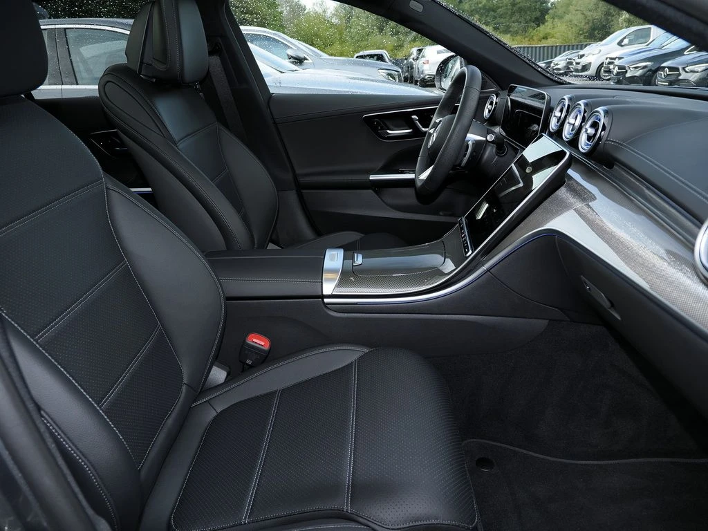 Mercedes-Benz-C-Klasse 220 d-image-10