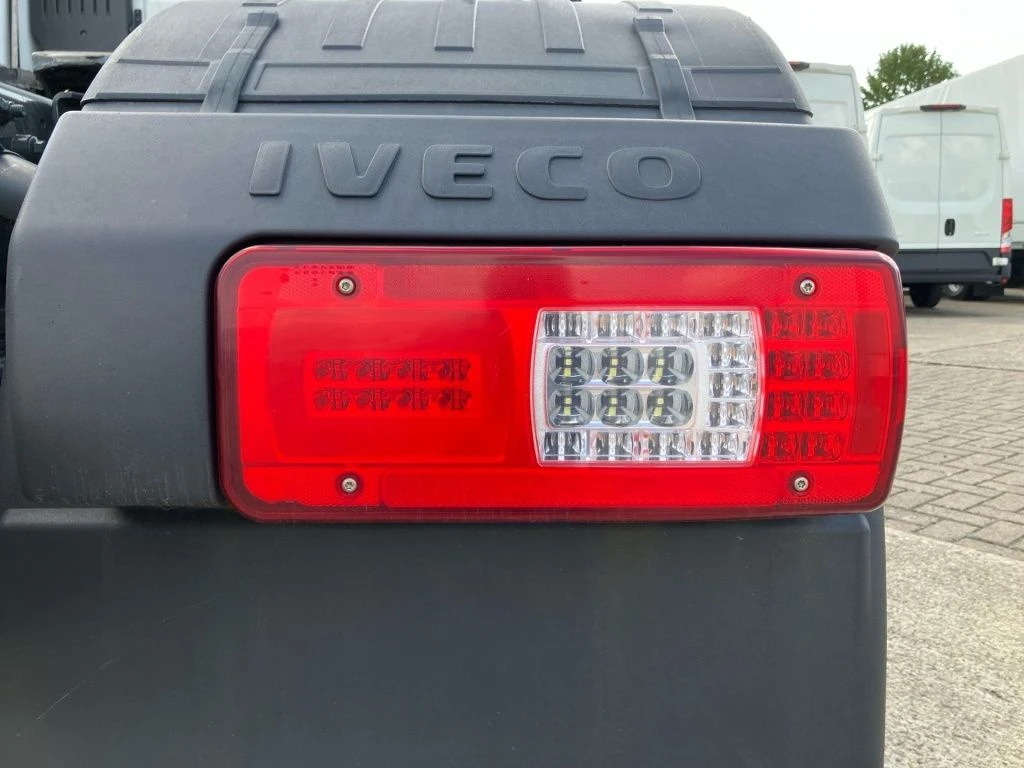 Iveco--image-17