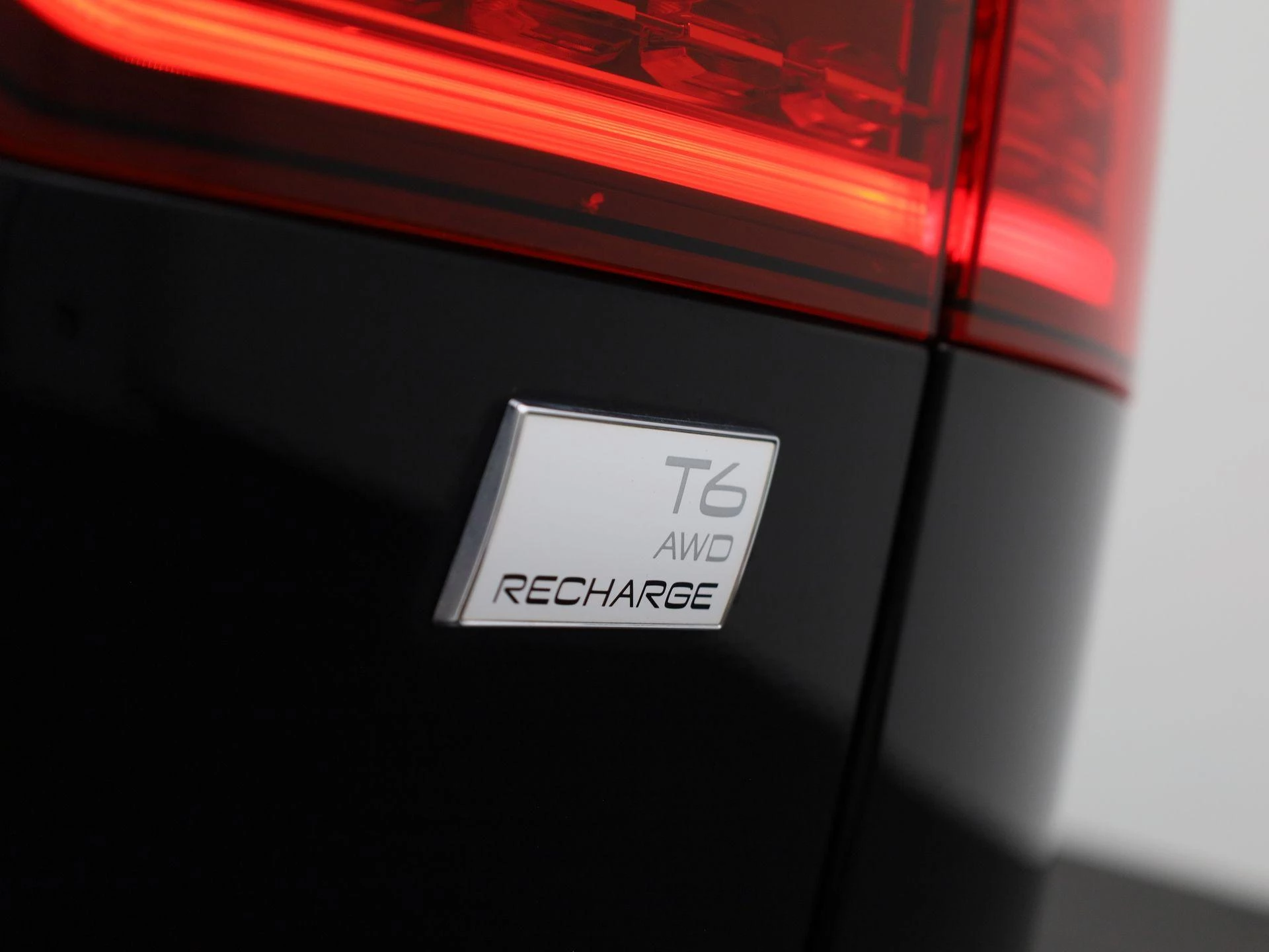 Volvo V60 2.0 T6 Recharge AWD Inscription