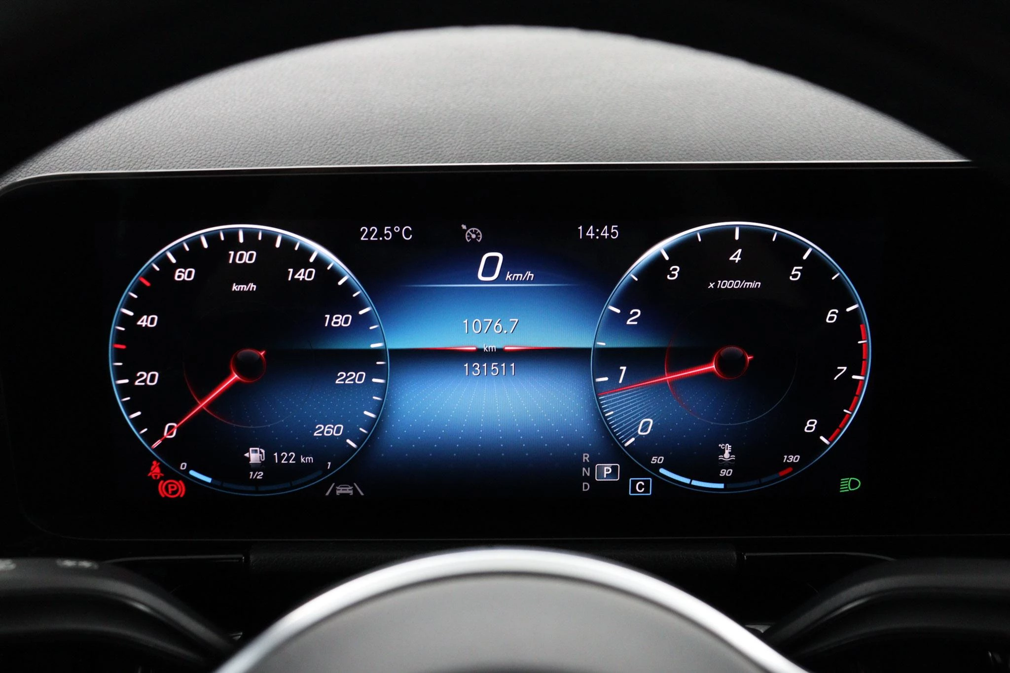 Mercedes-Benz-B-Klasse-image-22