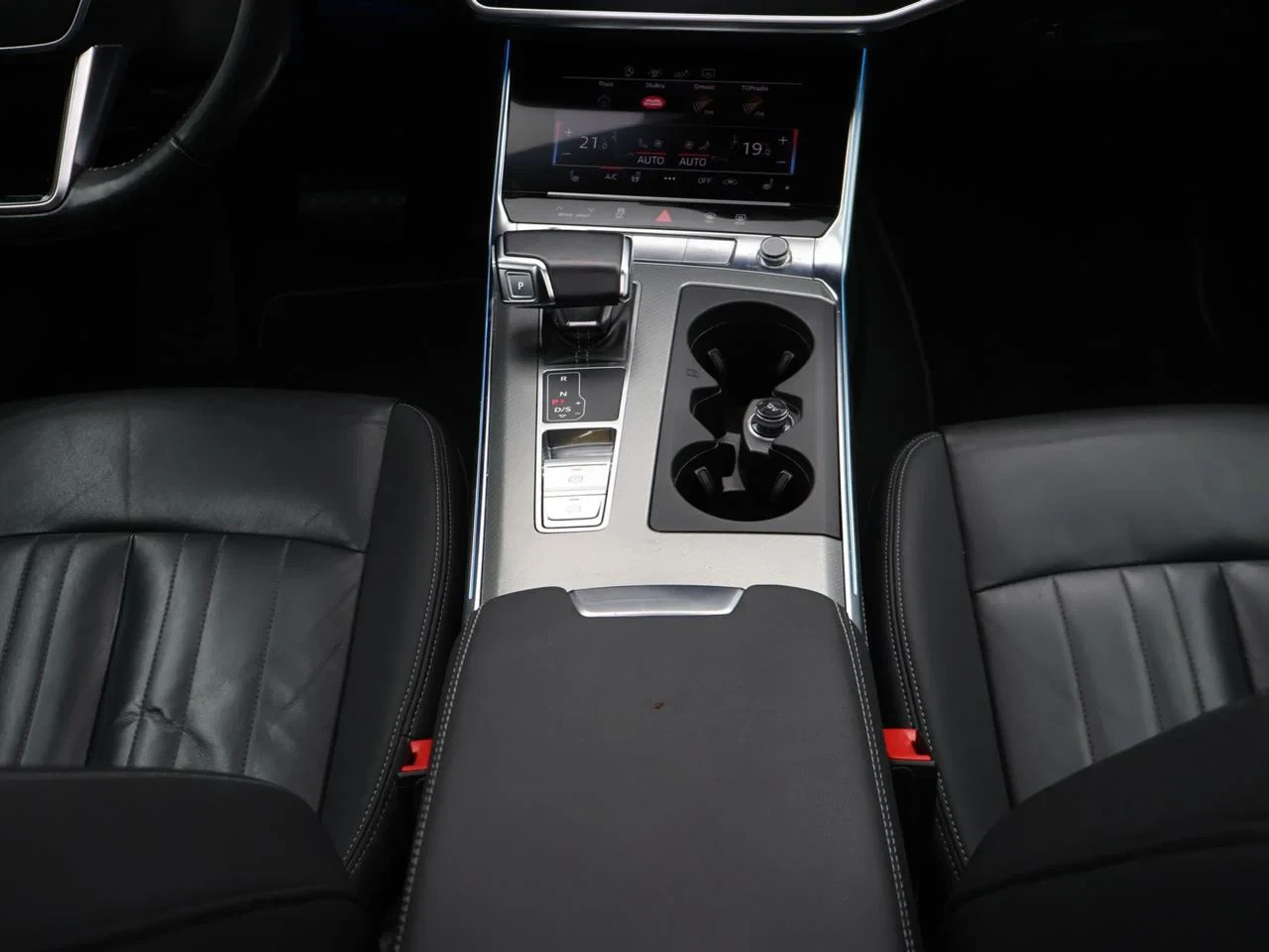 Audi A6 Avant Dsl A6 Avant 40TDi 204PK *AUTOMAAT*PANODAK*LEDER*VIRTUAL COCKPIT*NAVI*APP-CONNECT*CRUISE*...*