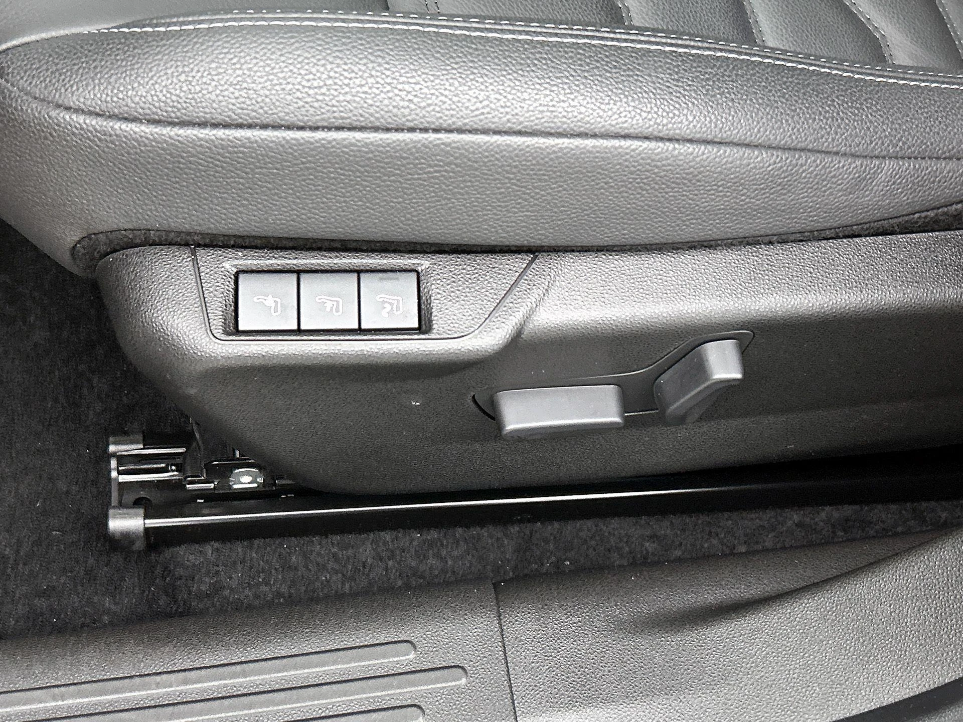 Jeep-Avenger-image-23
