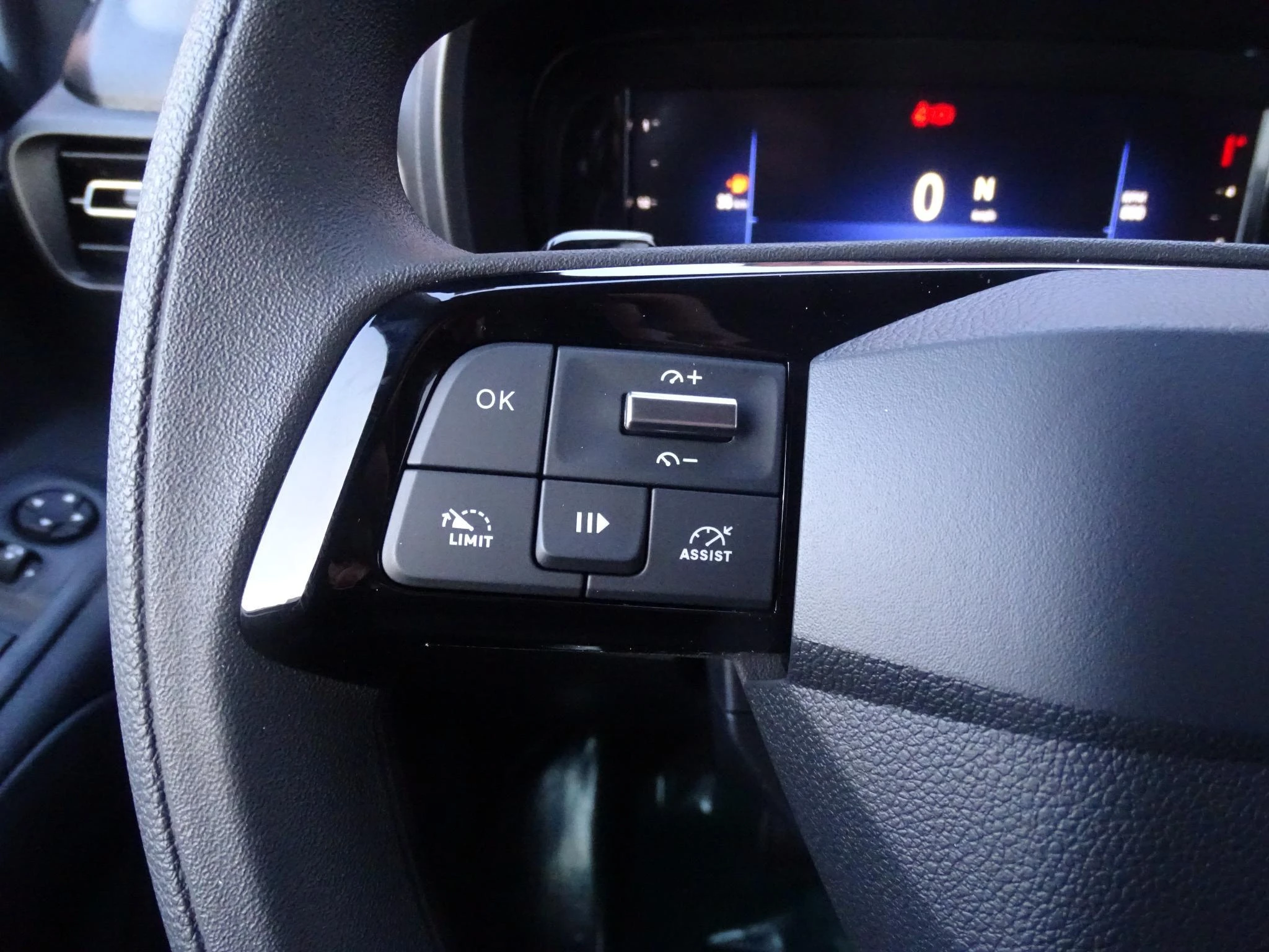 Opel-Combo-image-16