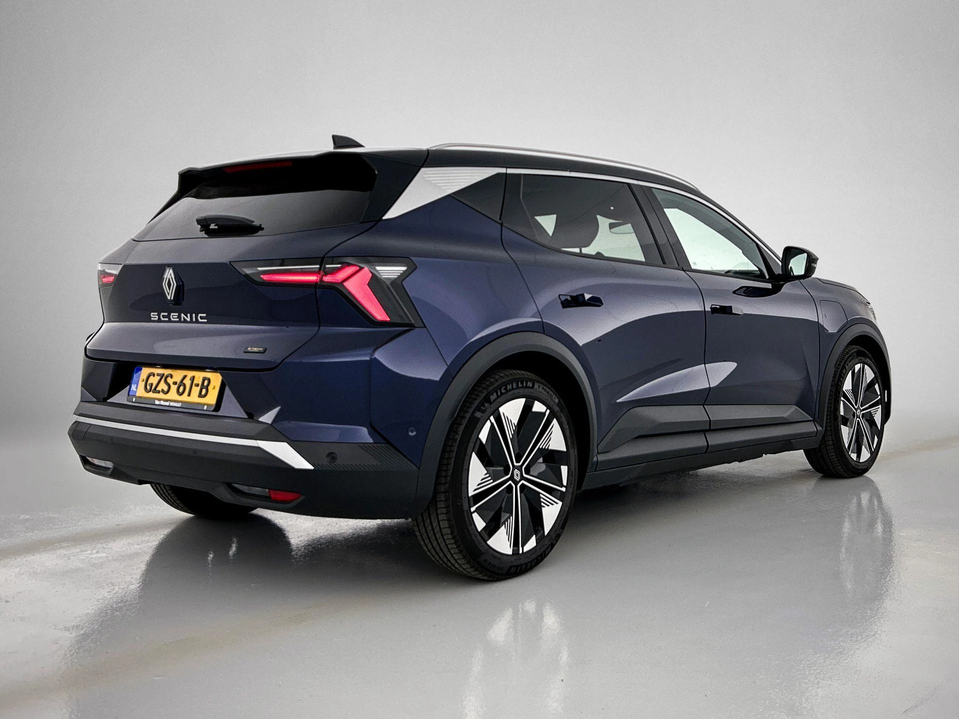 Renault-Scénic-image-3