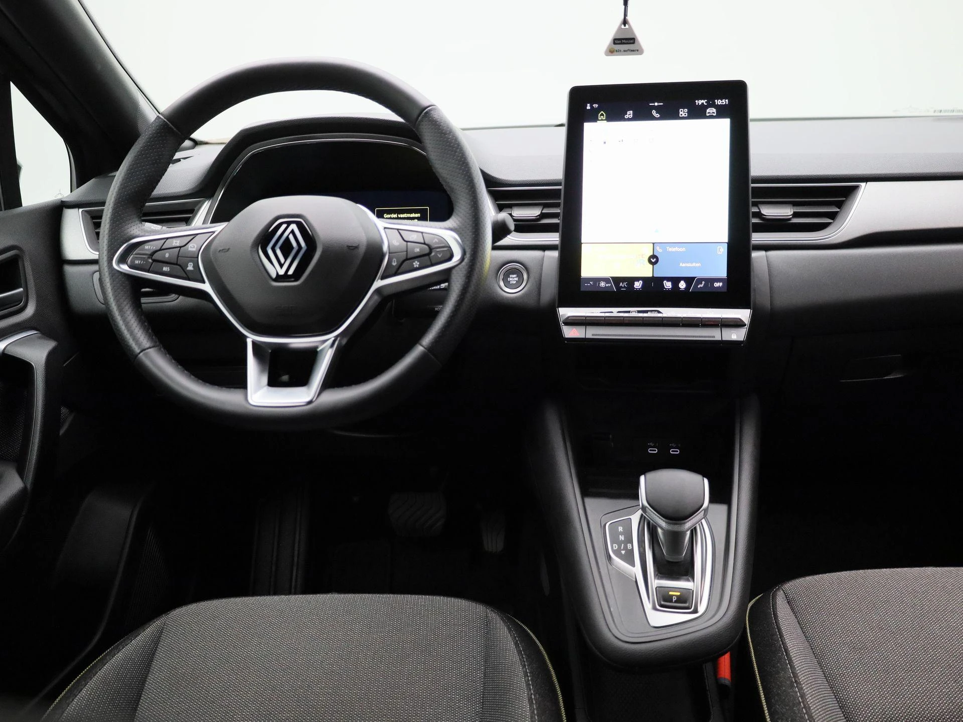 Renault-Captur-image-6