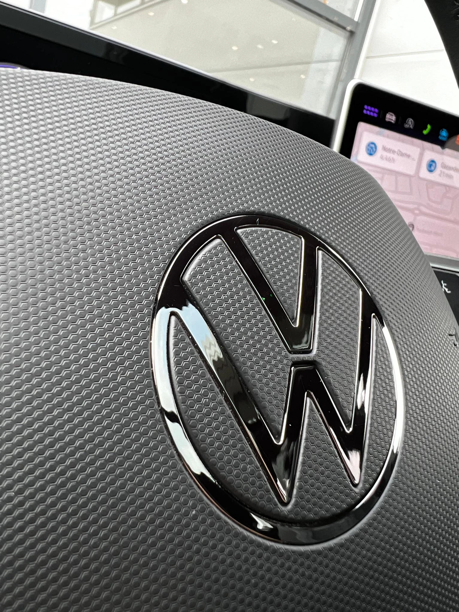 Volkswagen-Tiguan-image-41