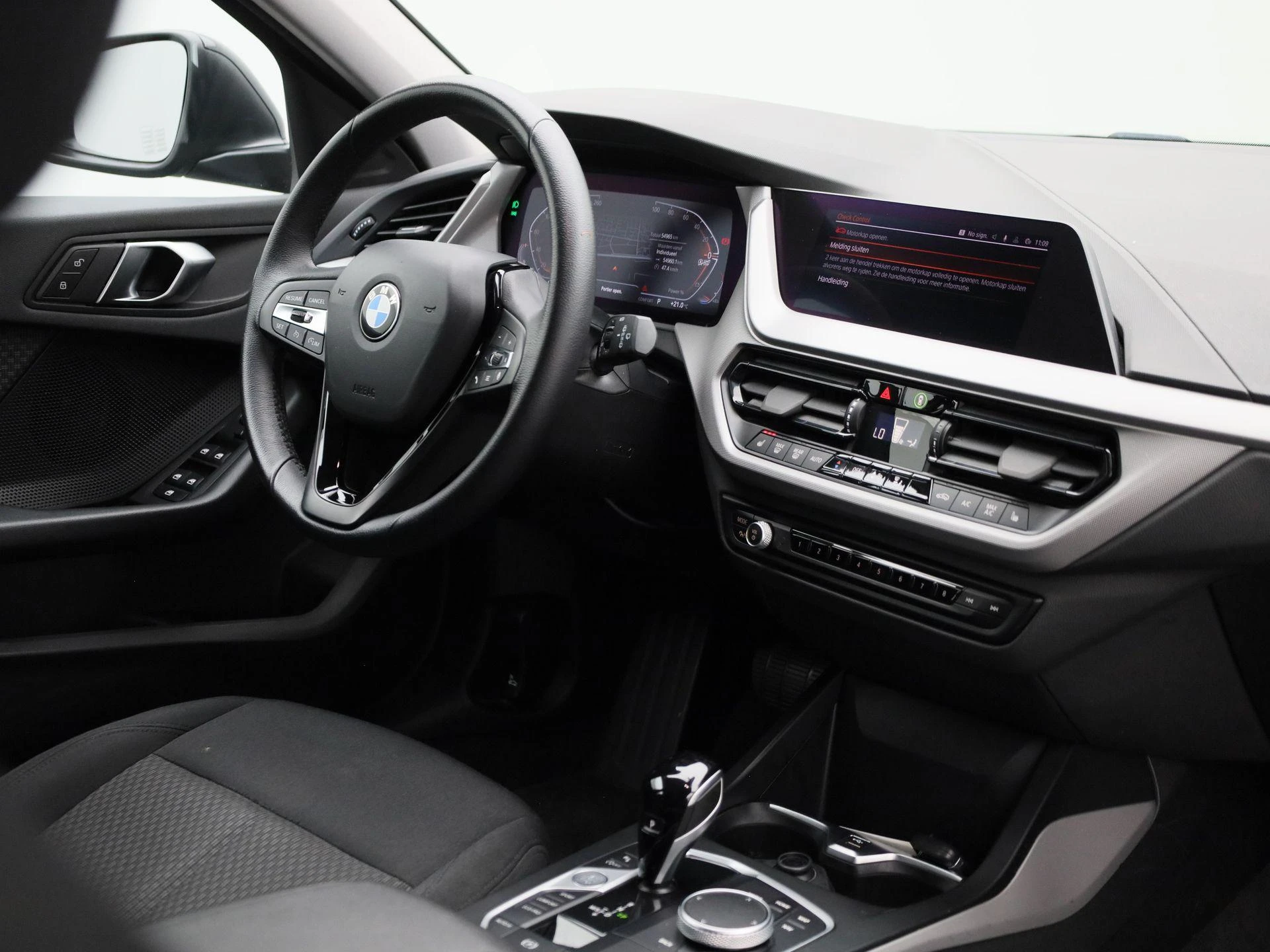 BMW-1 Serie-image-39