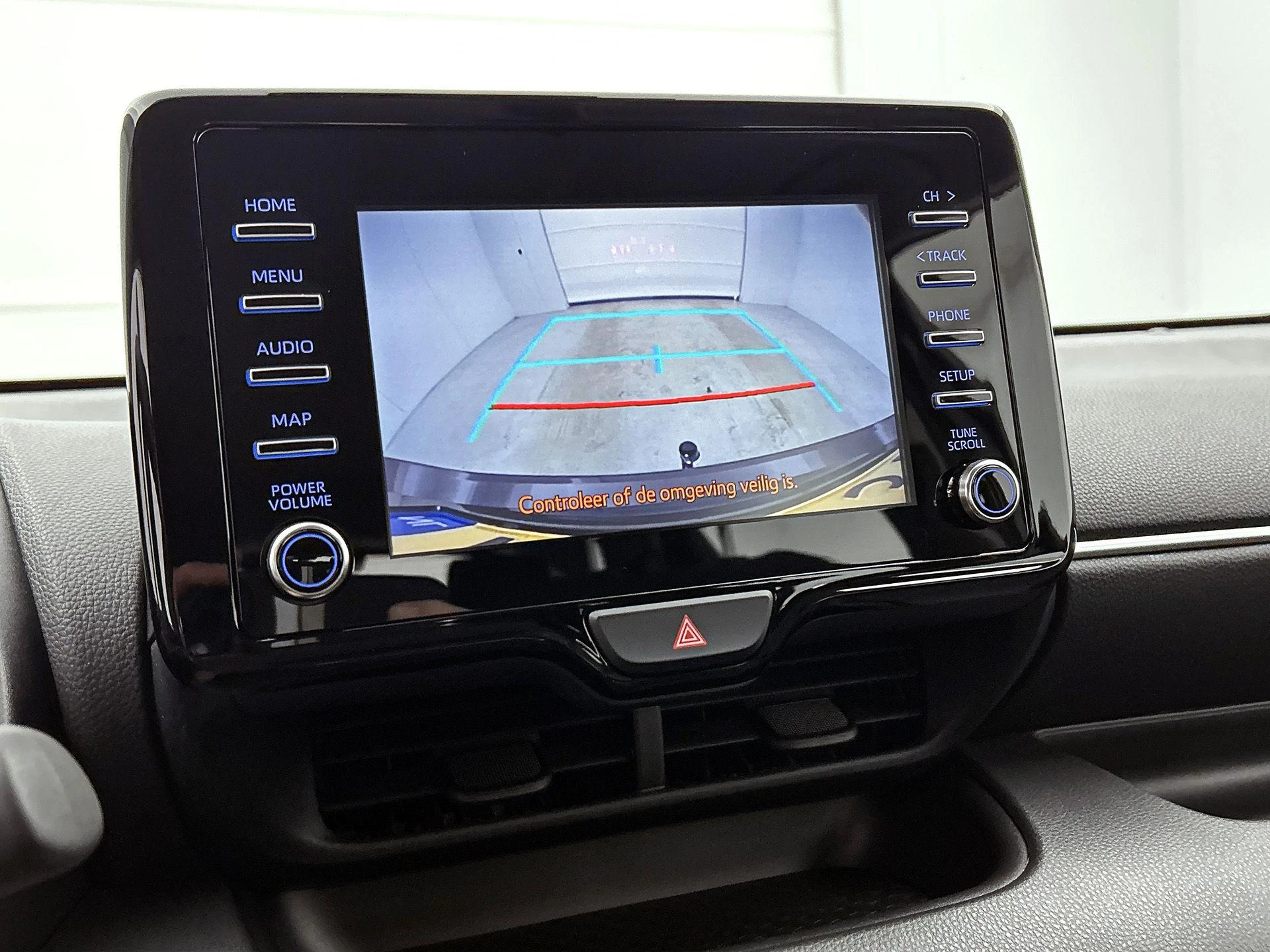 Toyota-Yaris-image-14