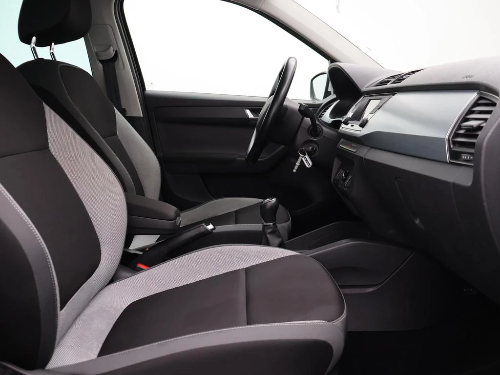 Škoda Fabia Fabia Ambition 1.2TSI 90PK *PDC ACHTER*BLTH*RADIO*...*