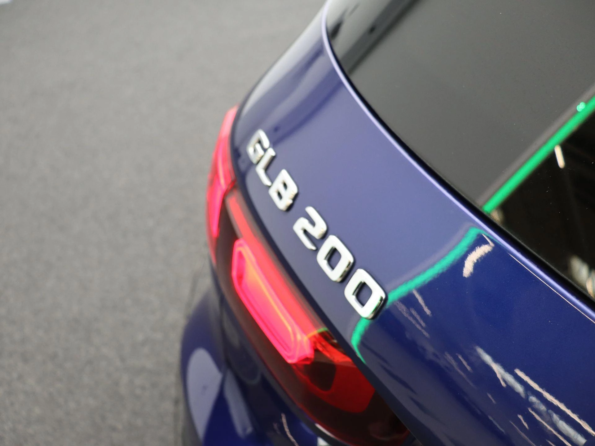 Mercedes-Benz-GLB-image-18