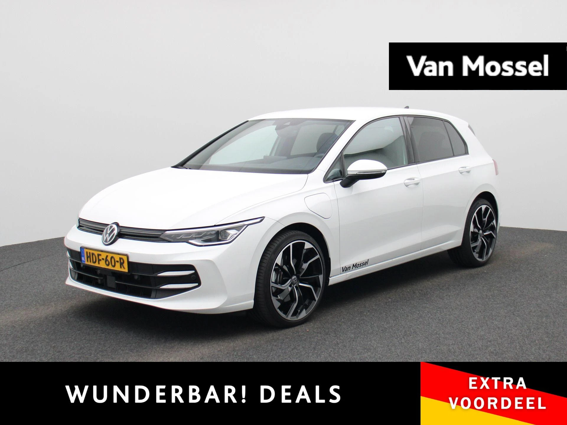 Volkswagen-Golf-image-0
