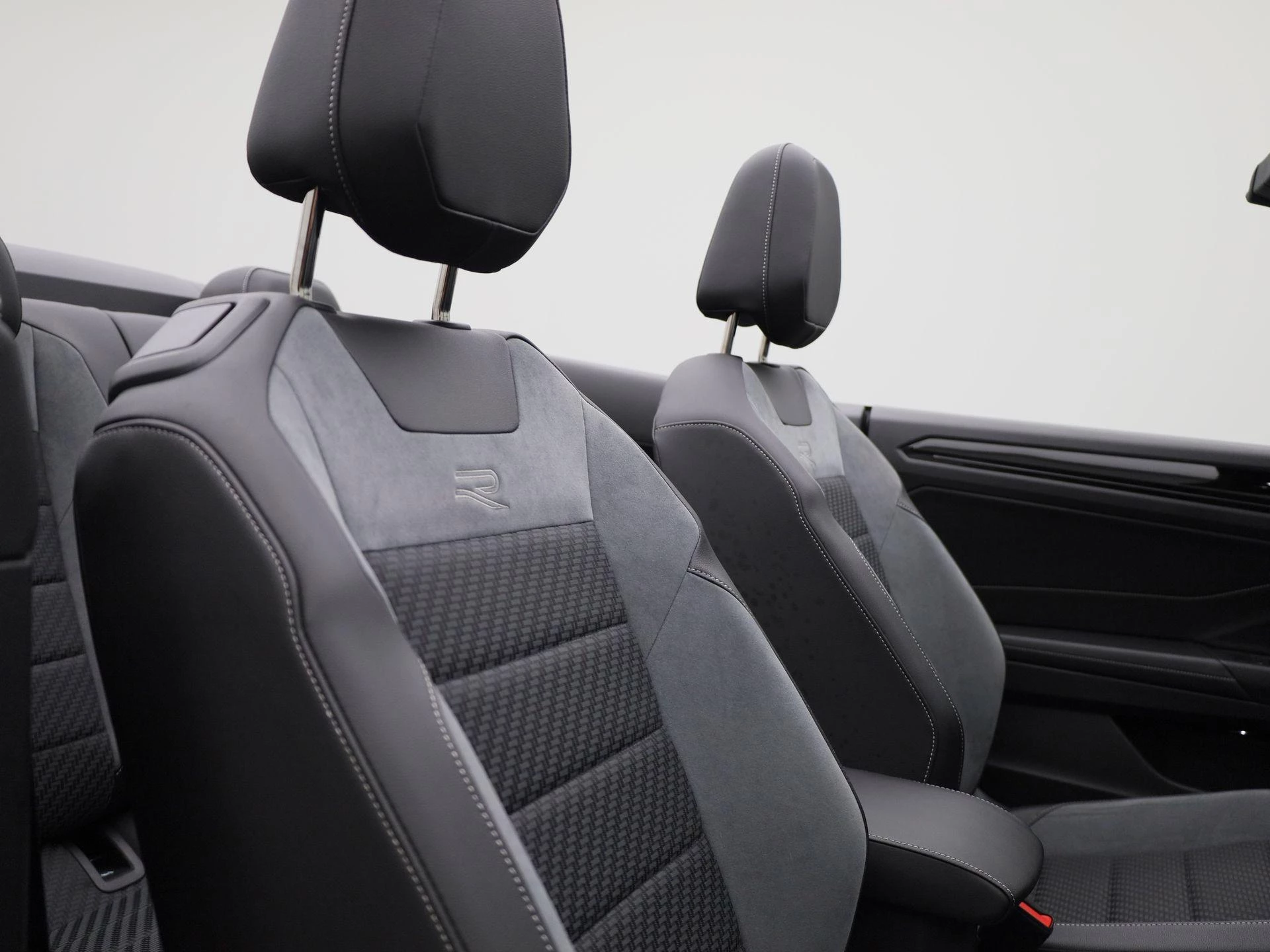 Volkswagen T-Roc Cabrio 1.5 TSI R-Line 150 PK|